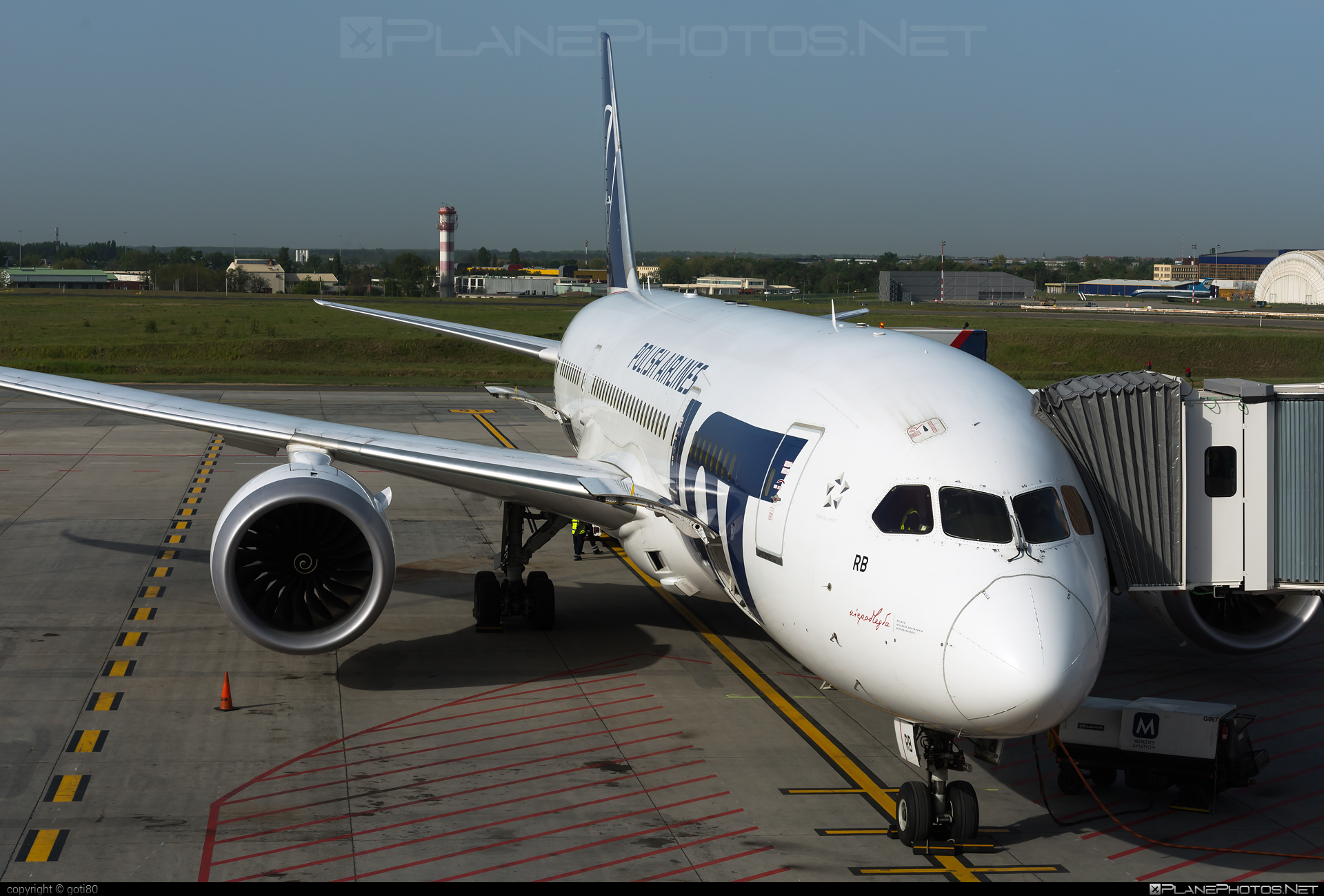 Boeing 787-8 Dreamliner - SP-LRB operated by LOT Polish Airlines #b787 #boeing #boeing787 #dreamliner #lot #lotpolishairlines