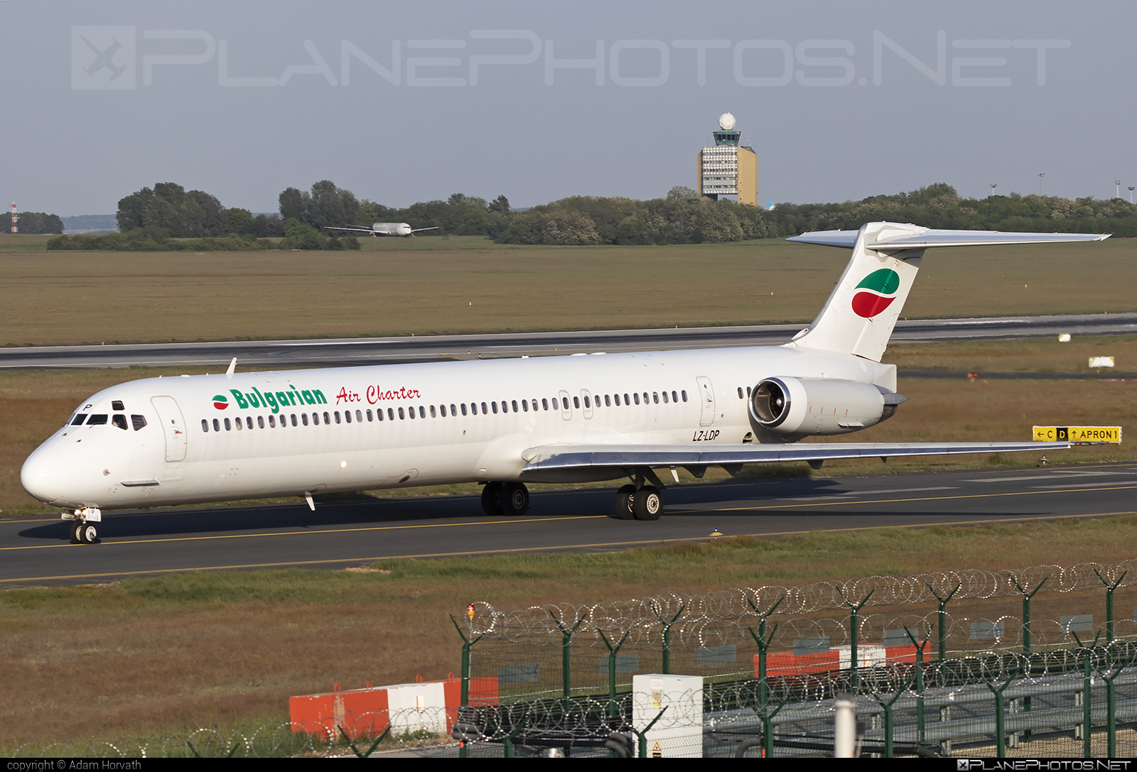 McDonnell Douglas MD-82 - LZ-LDP operated by Bulgarian Air Charter #bulgarianaircharter #mcDonnellDouglas #mcdonnelldouglas80 #mcdonnelldouglas82 #mcdonnelldouglasmd80 #mcdonnelldouglasmd82 #md80 #md82