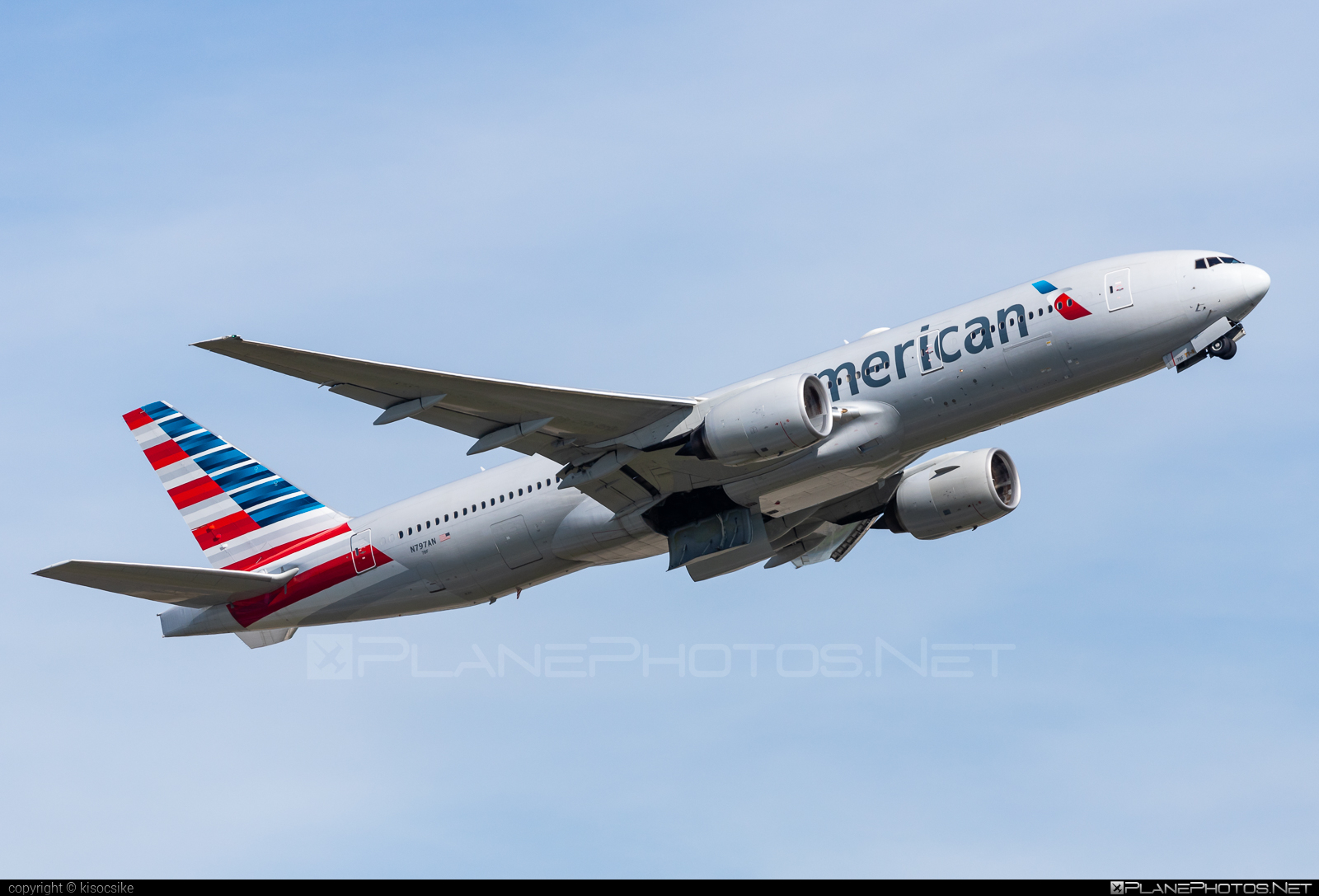 Boeing 767-200ER - N797AN operated by American Airlines #americanairlines #b767 #b767er #boeing #boeing767