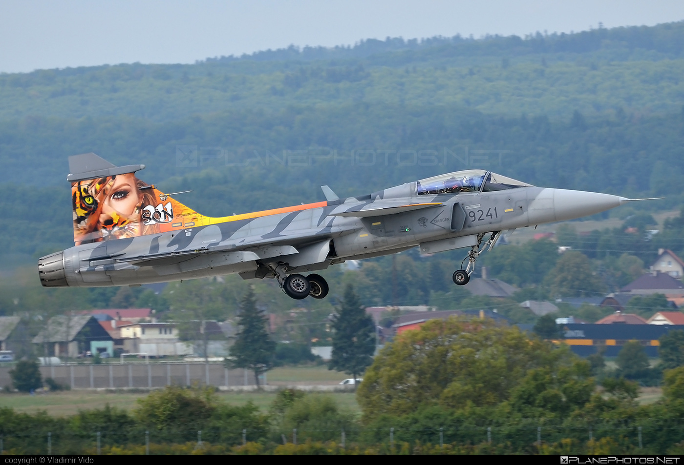 Saab JAS 39C Gripen - 9241 operated by Vzdušné síly AČR (Czech Air Force) #czechairforce #gripen #jas39 #jas39c #jas39gripen #saab #siaf2018 #vzdusnesilyacr