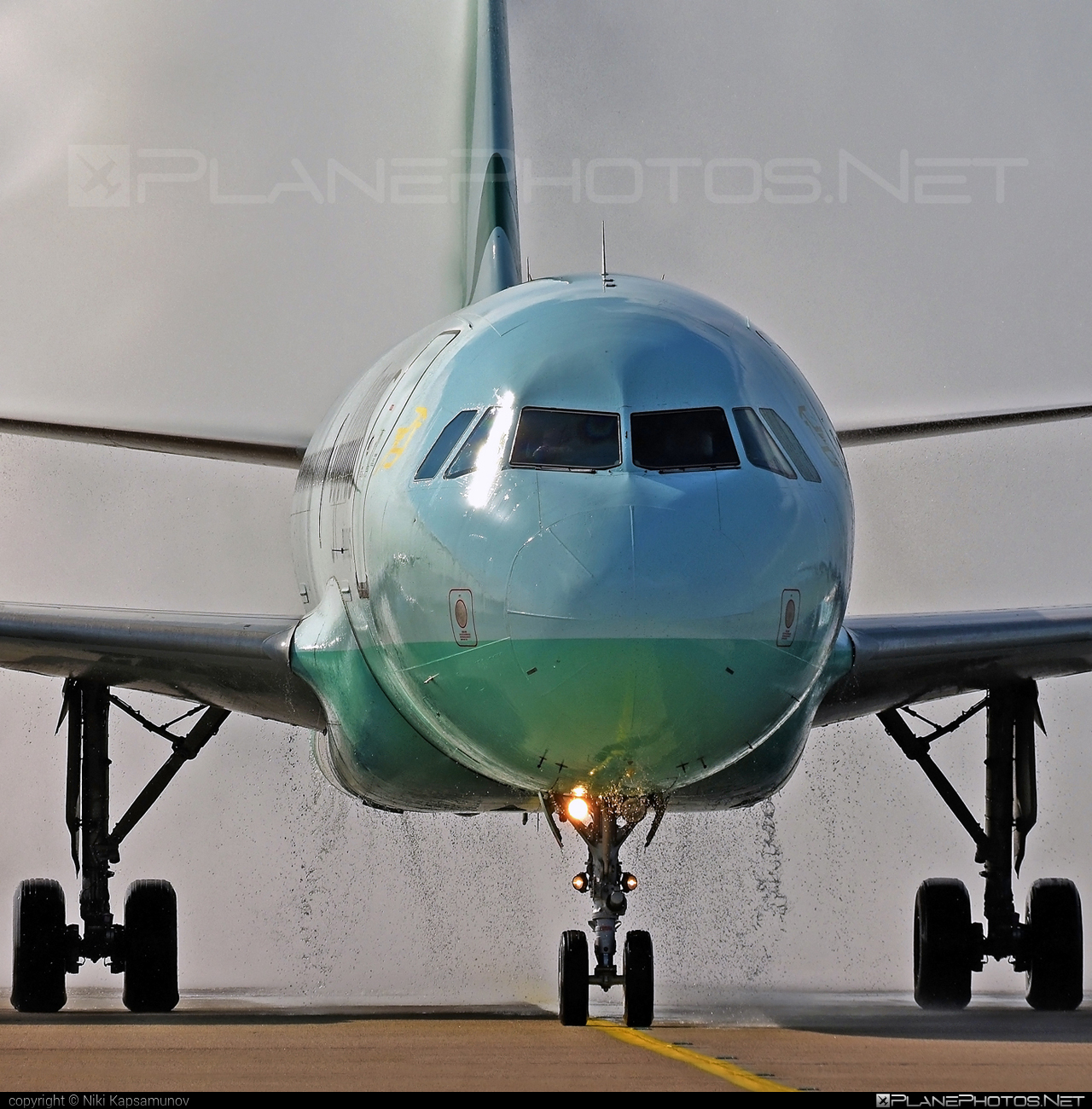 Airbus A319-113 - 5B-DCX operated by Cyprus Airways #CyprusAirways #a319 #a320family #airbus #airbus319