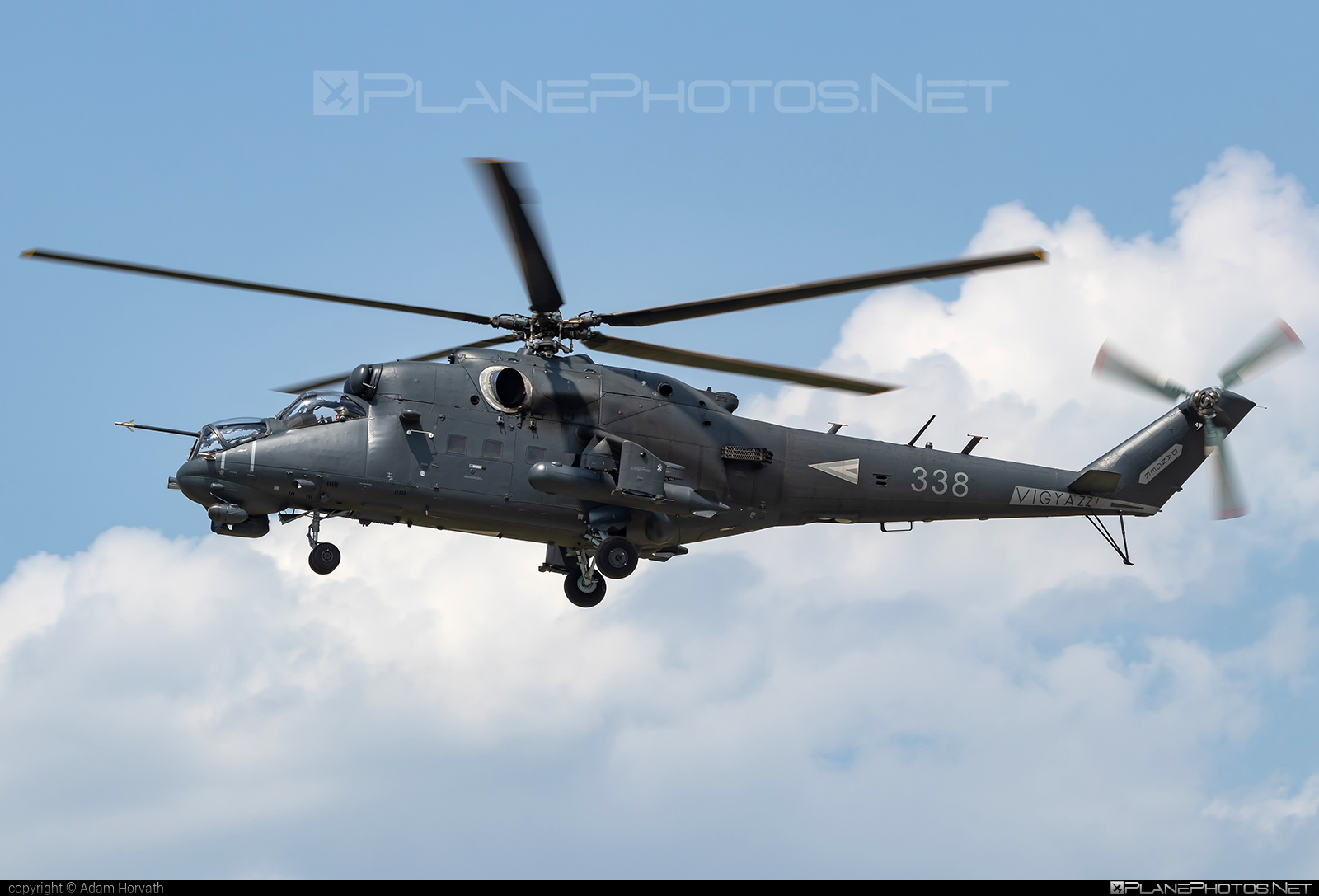 Mil Mi-24P - 338 operated by Magyar Légierő (Hungarian Air Force) #hungarianairforce #magyarlegiero #mi24 #mi24p #mil #mil24 #mil24p #milhelicopters