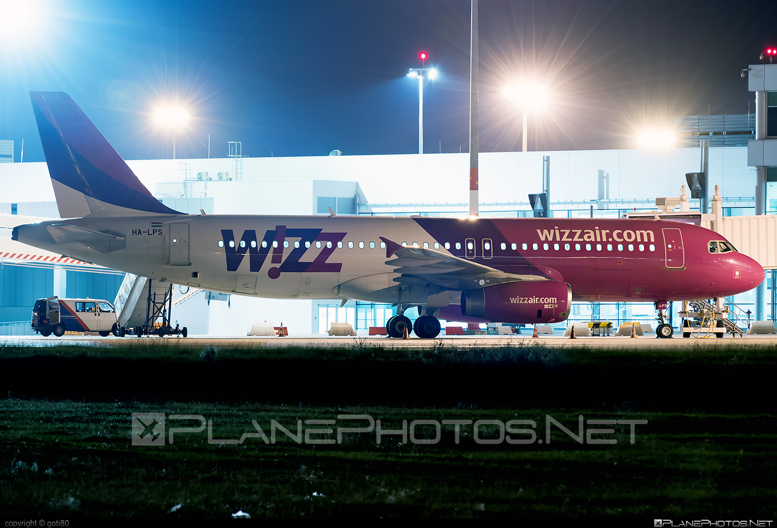 Airbus A320-232 - HA-LPS operated by Wizz Air #a320 #a320family #airbus #airbus320 #wizz #wizzair