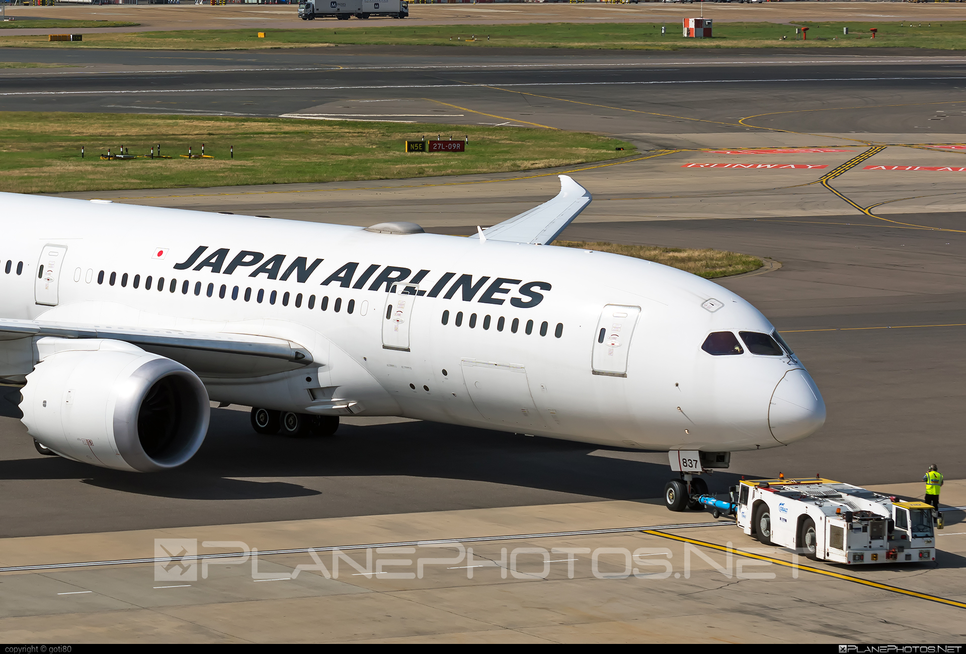 Boeing 787-8 Dreamliner - JA837J operated by Japan Airlines (JAL) #b787 #boeing #boeing787 #dreamliner