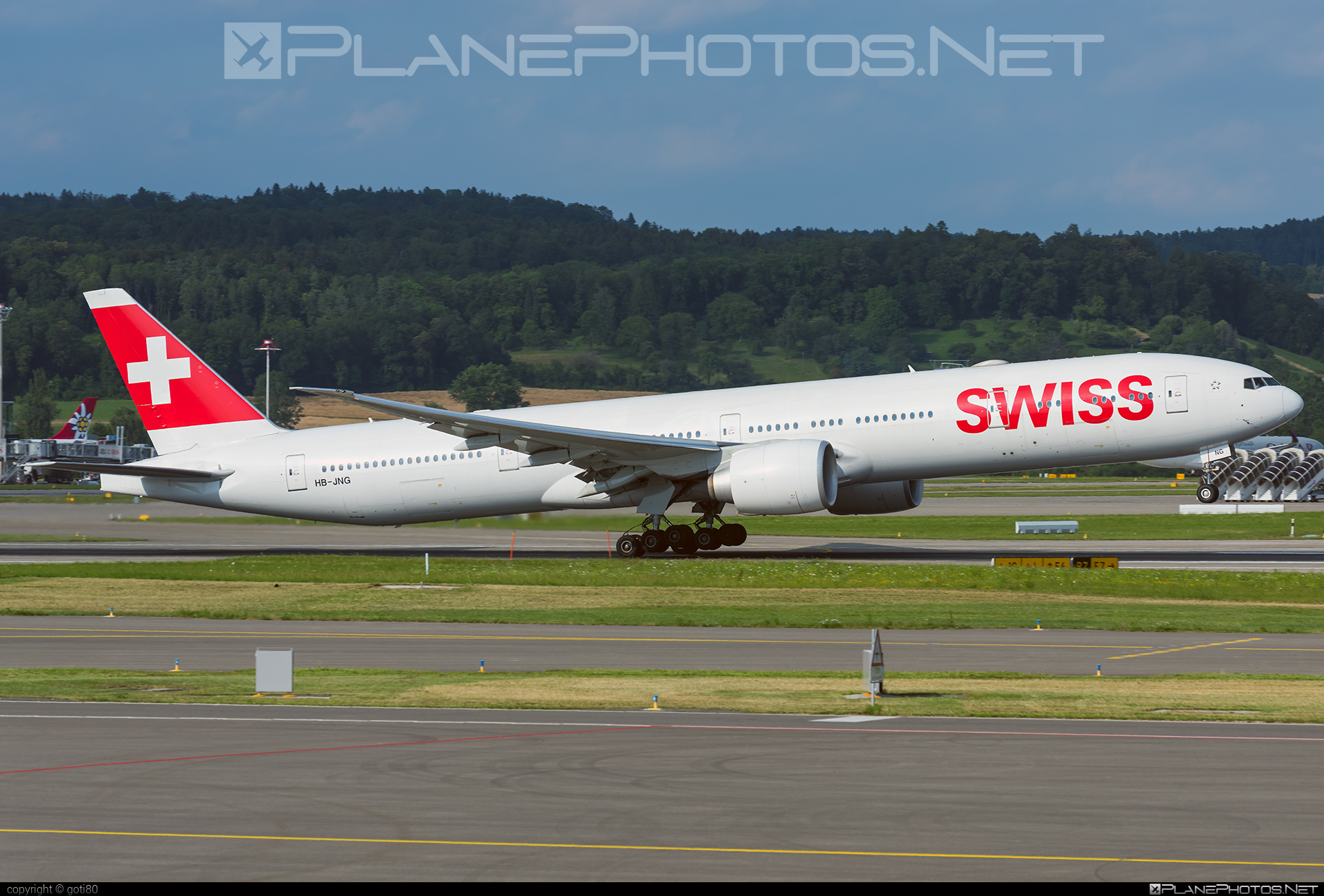 Boeing 777-300ER - HB-JNG operated by Swiss International Air Lines #b777 #b777er #boeing #boeing777 #swiss #swissairlines #tripleseven