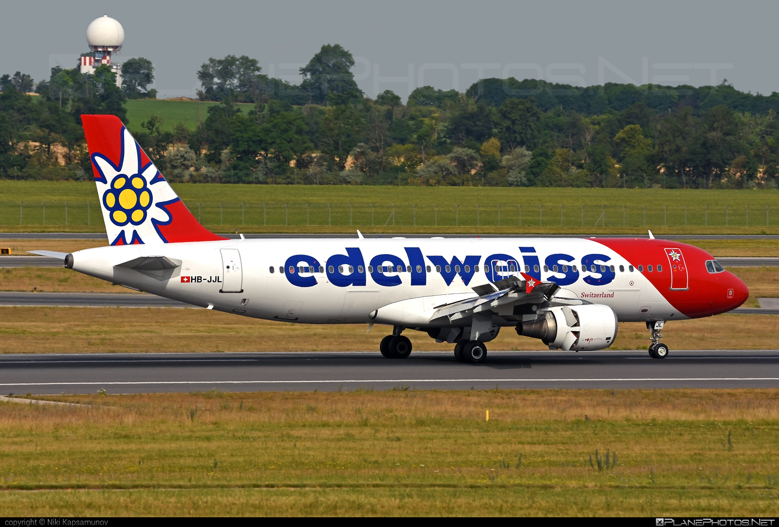 Airbus A320-214 - HB-JJL operated by Edelweiss Air #EdelweissAir #a320 #a320family #airbus #airbus320