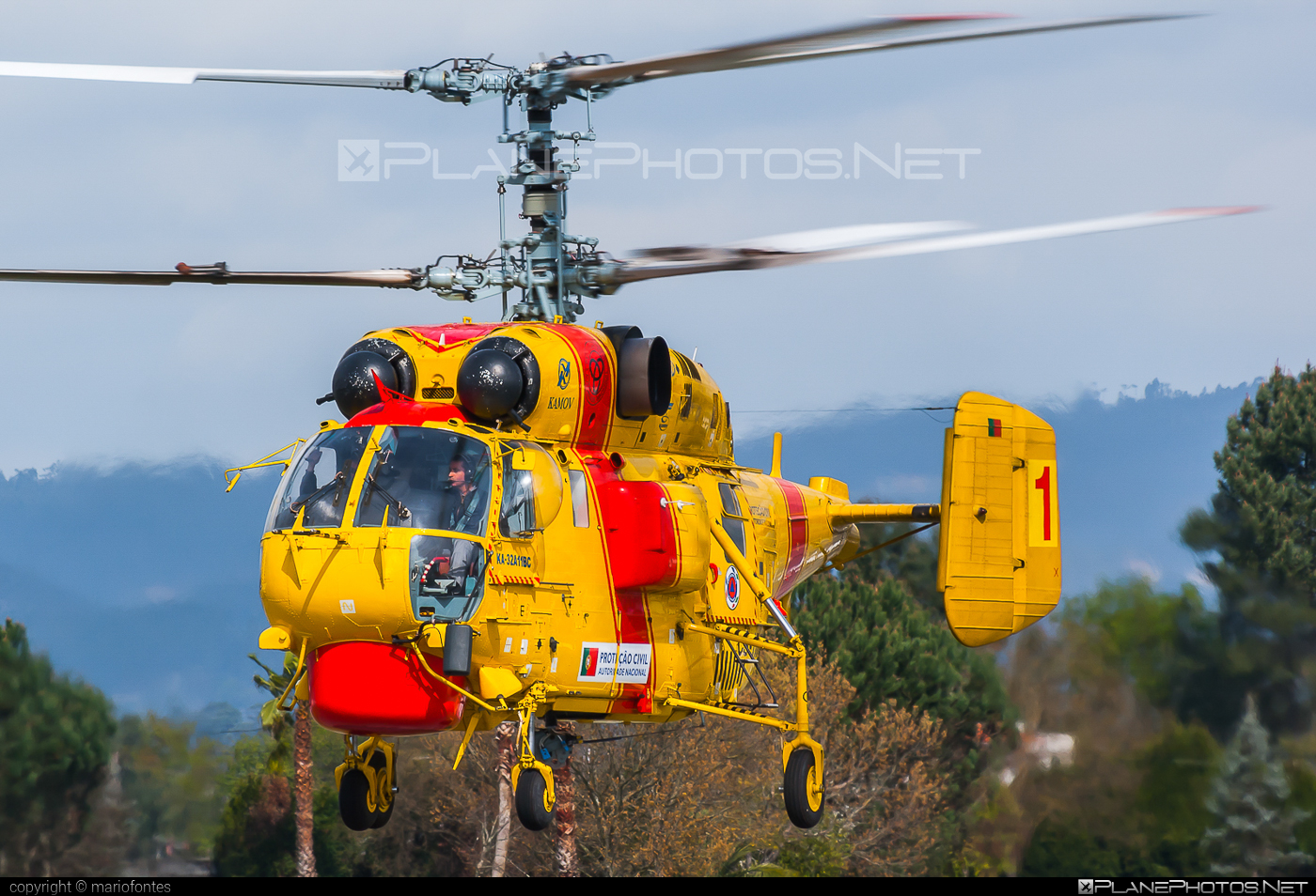 Kamov Ka-32A11BC - CS-HMP operated by Proteção Civil (Portugal Civil Protection) #ka32 #ka32a11bc #kamov #kamov32 #kamovka32 #portugalcivilprotection #protecaocivil