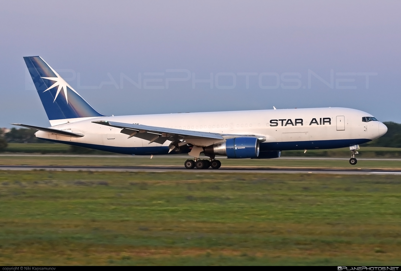 Boeing 767-200BDSF - OY-SRN operated by Star Air (SRR) #b767 #b767200bdsf #b767bdsf #bedekspecialfreighter #boeing #boeing767 #starair #starairas