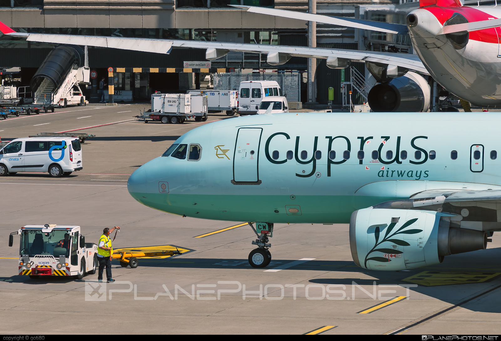 Airbus A319-114 - 5B-DCW operated by Cyprus Airways #CyprusAirways #a319 #a320family #airbus #airbus319