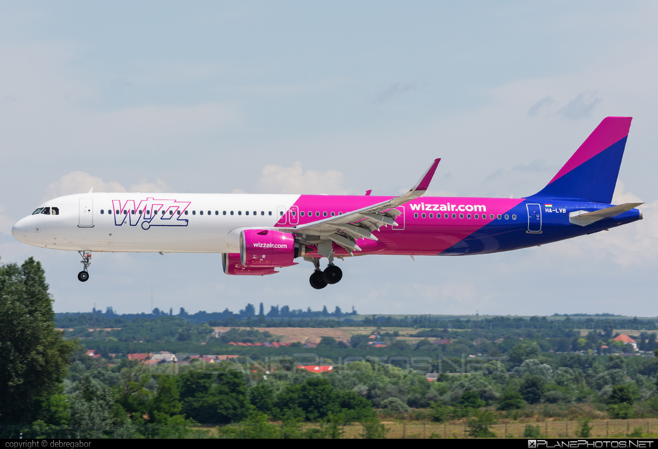 Airbus A321-271NX - HA-LVB operated by Wizz Air #a320family #a321 #a321neo #airbus #airbus321 #airbus321lr #wizz #wizzair