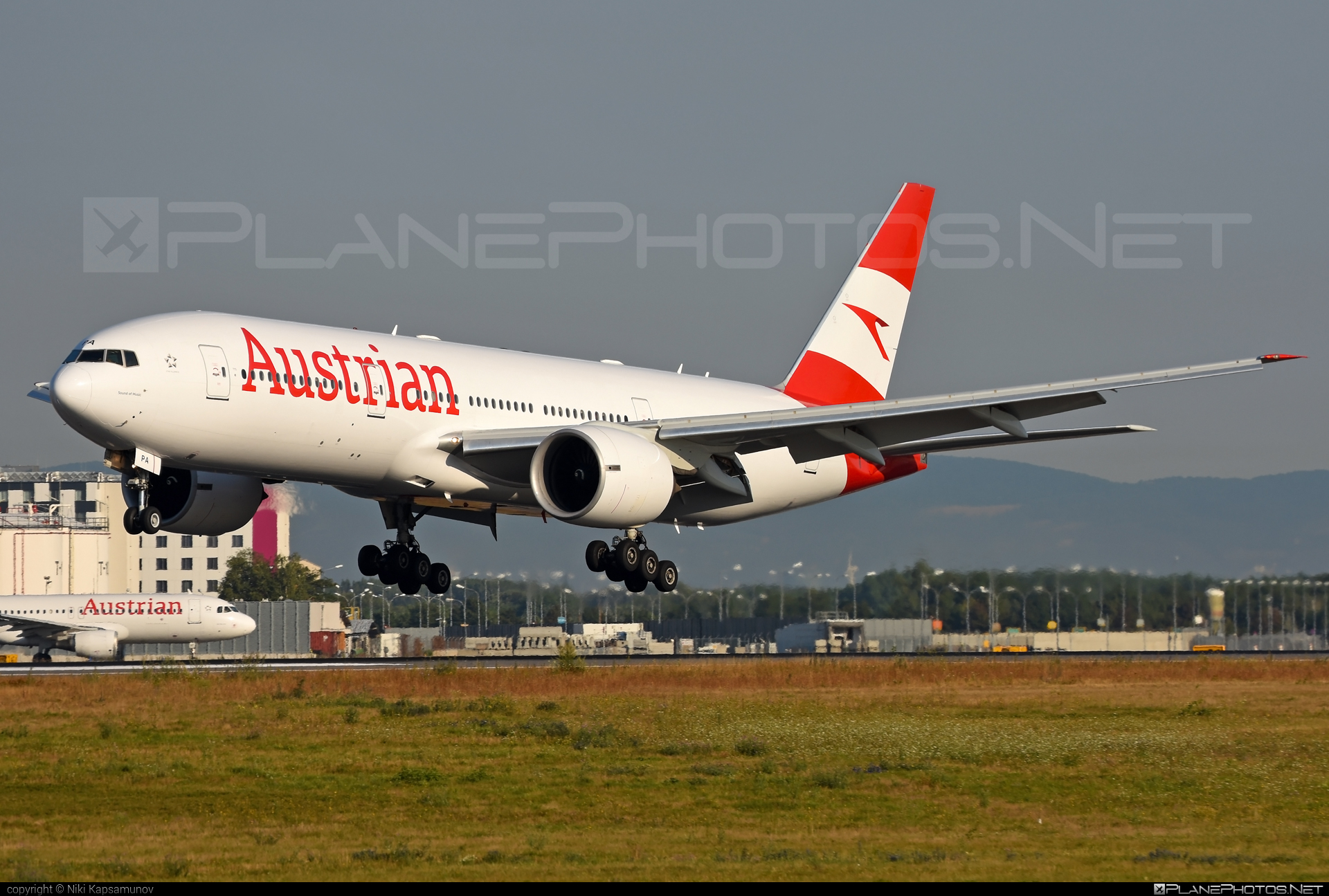 Boeing 777-200ER - OE-LPA operated by Austrian Airlines #austrian #austrianAirlines #b777 #b777er #boeing #boeing777 #tripleseven