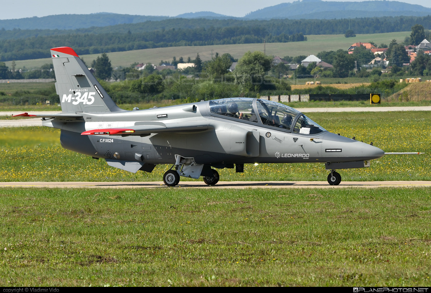 Aermacchi M-345 HET - CPX624 operated by Private operator #aermacchi #aermacchi345 #aermacchim311 #aermacchim345 #m345het #siaf2019