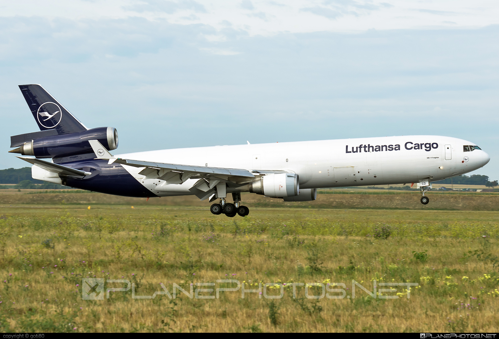 McDonnell Douglas MD-11F - D-ALCD operated by Lufthansa Cargo #lufthansa #lufthansacargo #mcDonnellDouglas #mcdonnelldouglas11 #mcdonnelldouglas11f #mcdonnelldouglasmd11 #mcdonnelldouglasmd11f #md11 #md11f