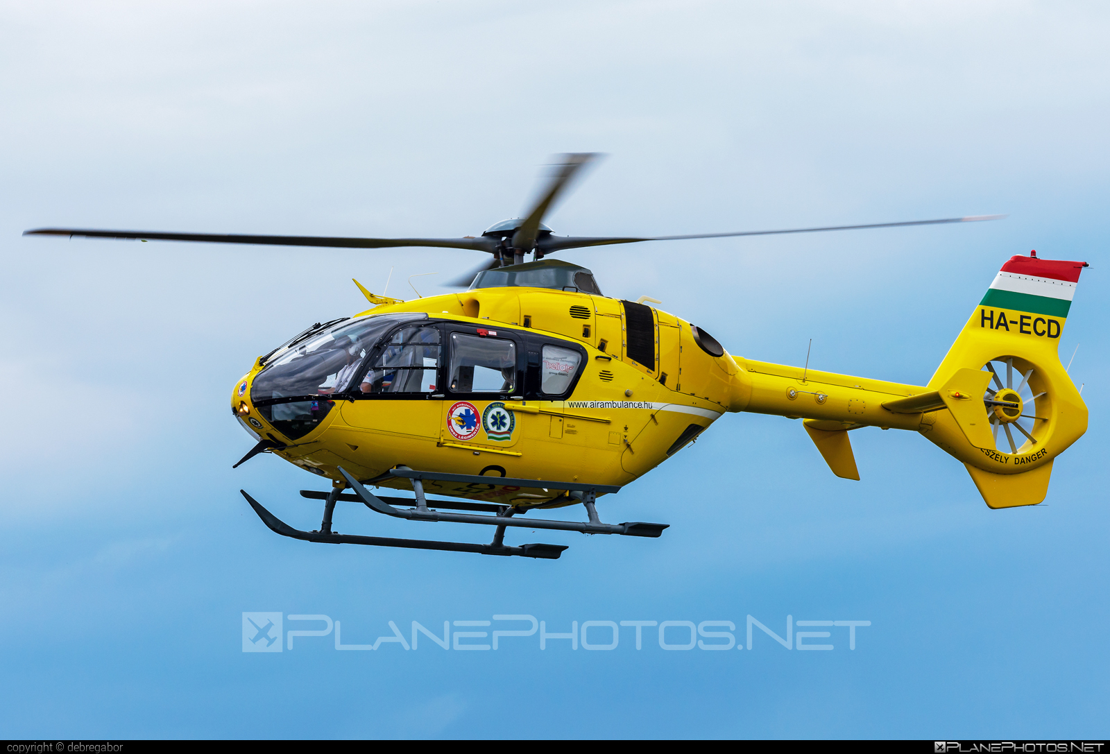 Eurocopter EC135 T2 - HA-ECD operated by Magyar Légimentő Nonprofit (Hungarian Air Ambulance) #ec135 #ec135t2 #eurocopter #hungarianairambulance #magyarlegimentononprofit