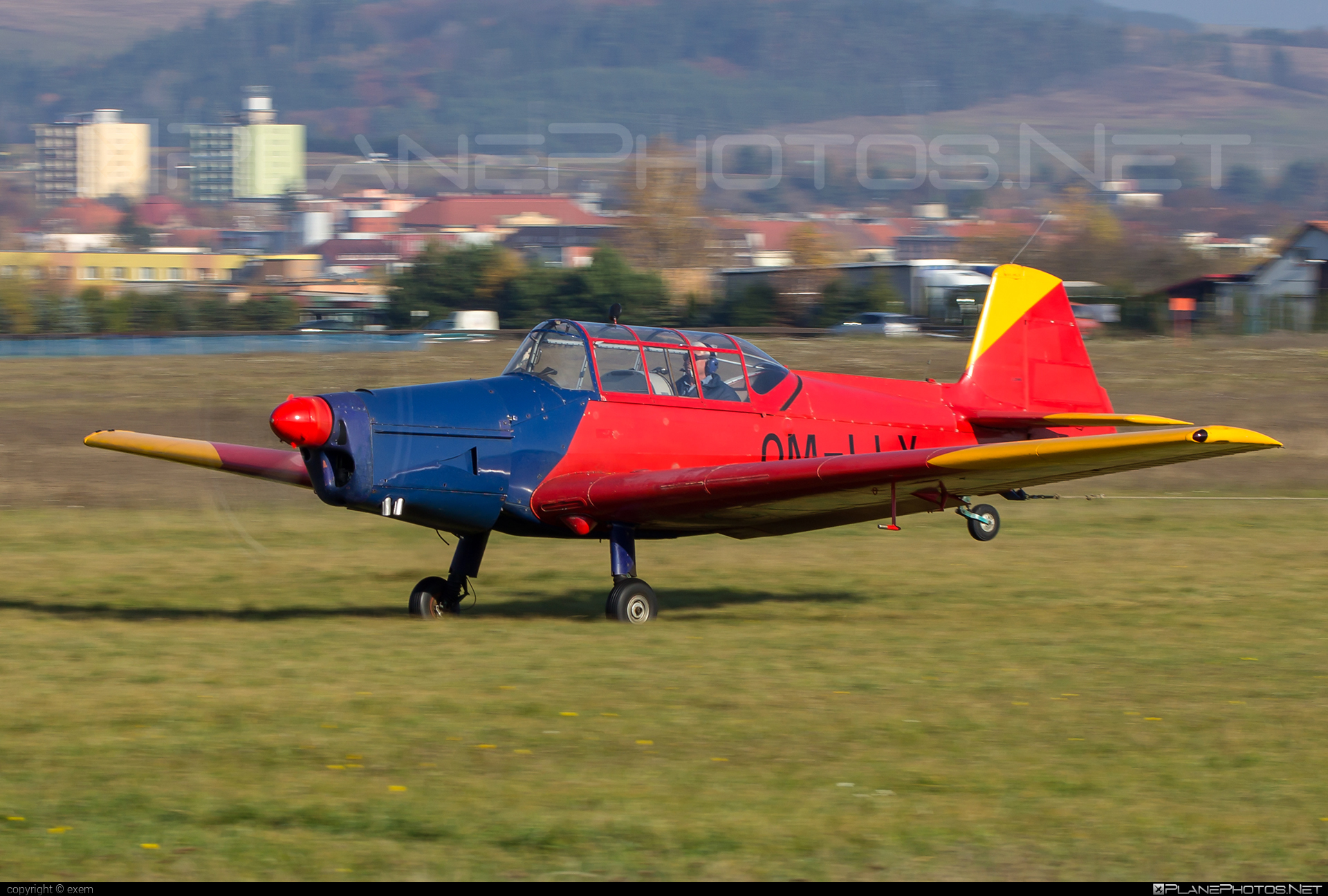 Zlin Z-226MS Trenér - OM-LLY operated by Aeroklub Spišská Nová Ves #z226 #z226trener #zlin #zlin226 #zlintrener