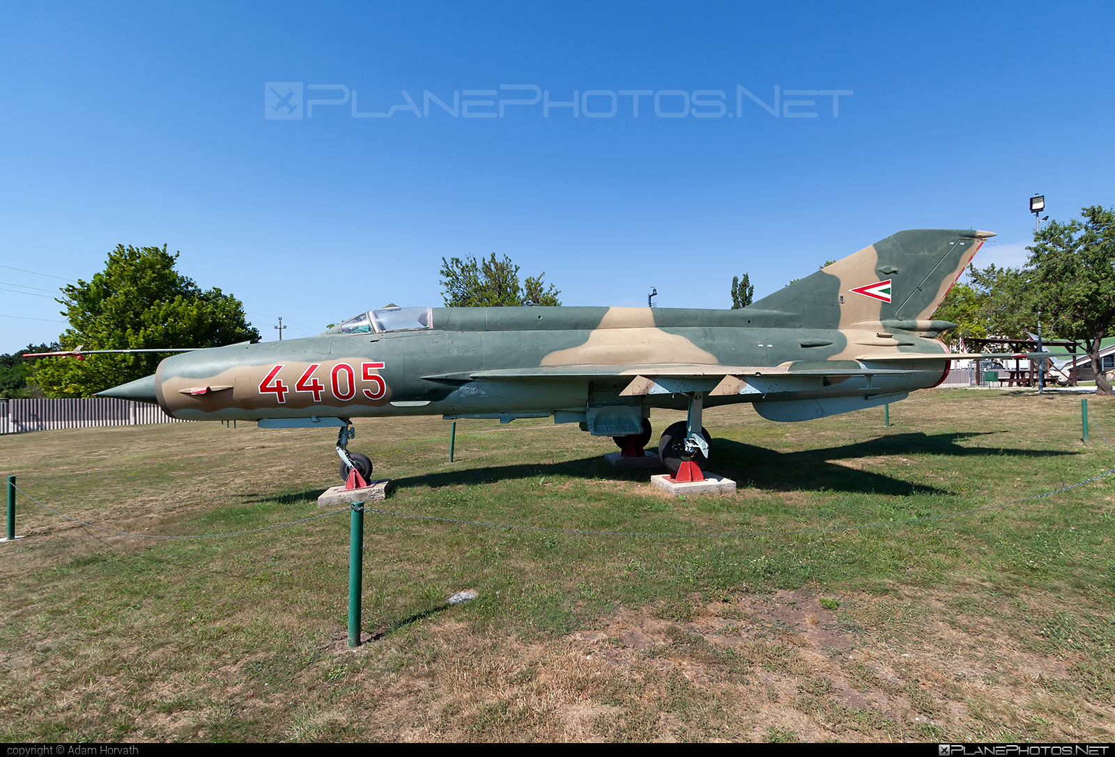 Mikoyan-Gurevich MiG-21MF - 4405 operated by Magyar Légierő (Hungarian Air Force) #hungarianairforce #magyarlegiero #mig #mig21 #mig21mf #mikoyangurevich