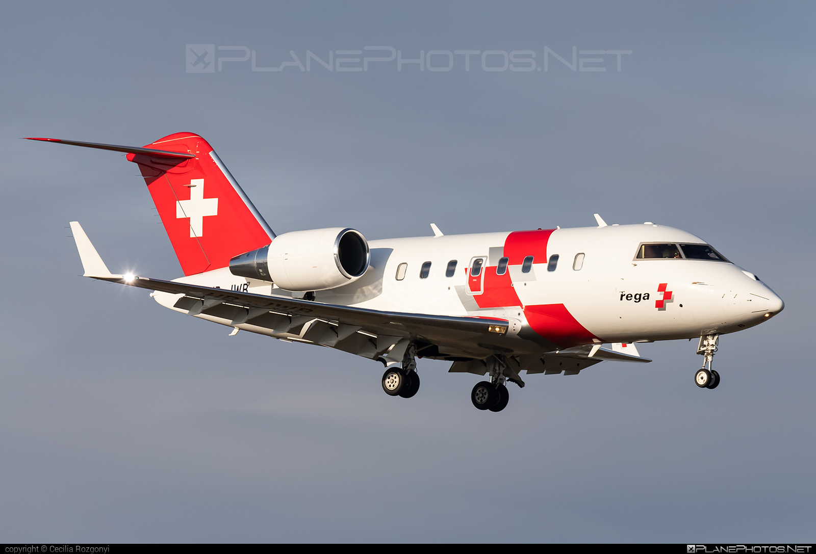 Bombardier Challenger 650 (CL-600-2B16) - HB-JWB operated by REGA - Swiss Air Ambulance #bombardier #challenger650 #cl6002b16