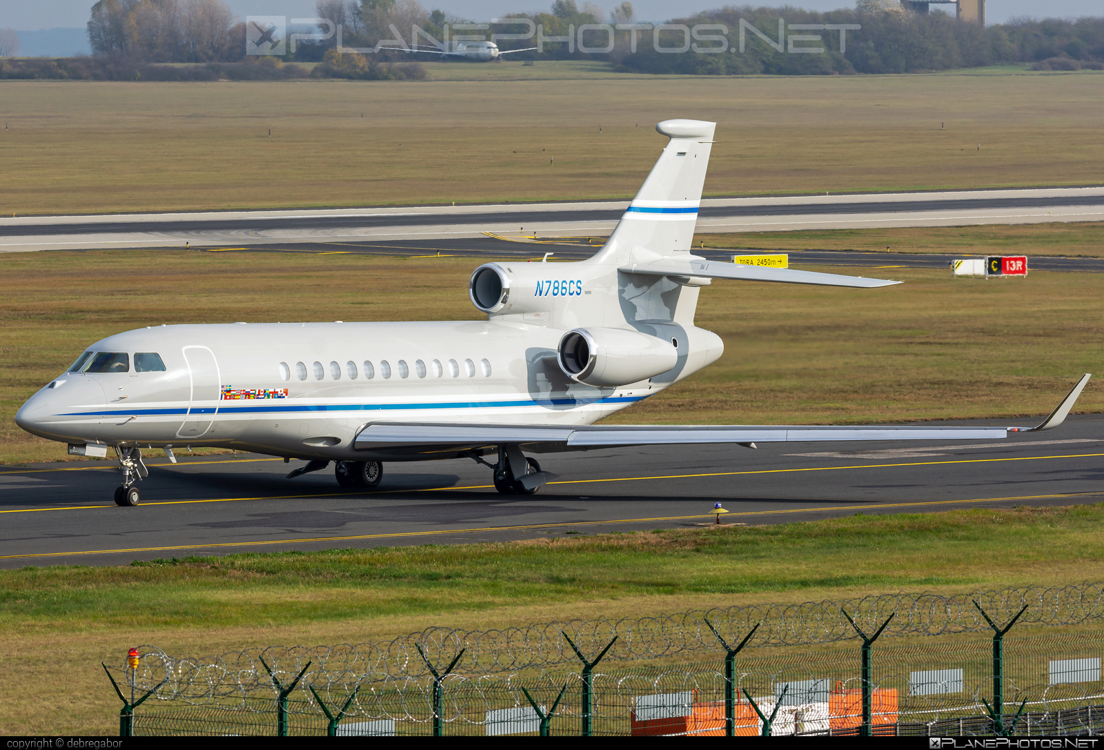 Dassault Falcon 7X - N786CS operated by Private operator #dassault #dassaultfalcon #dassaultfalcon7x #falcon7x