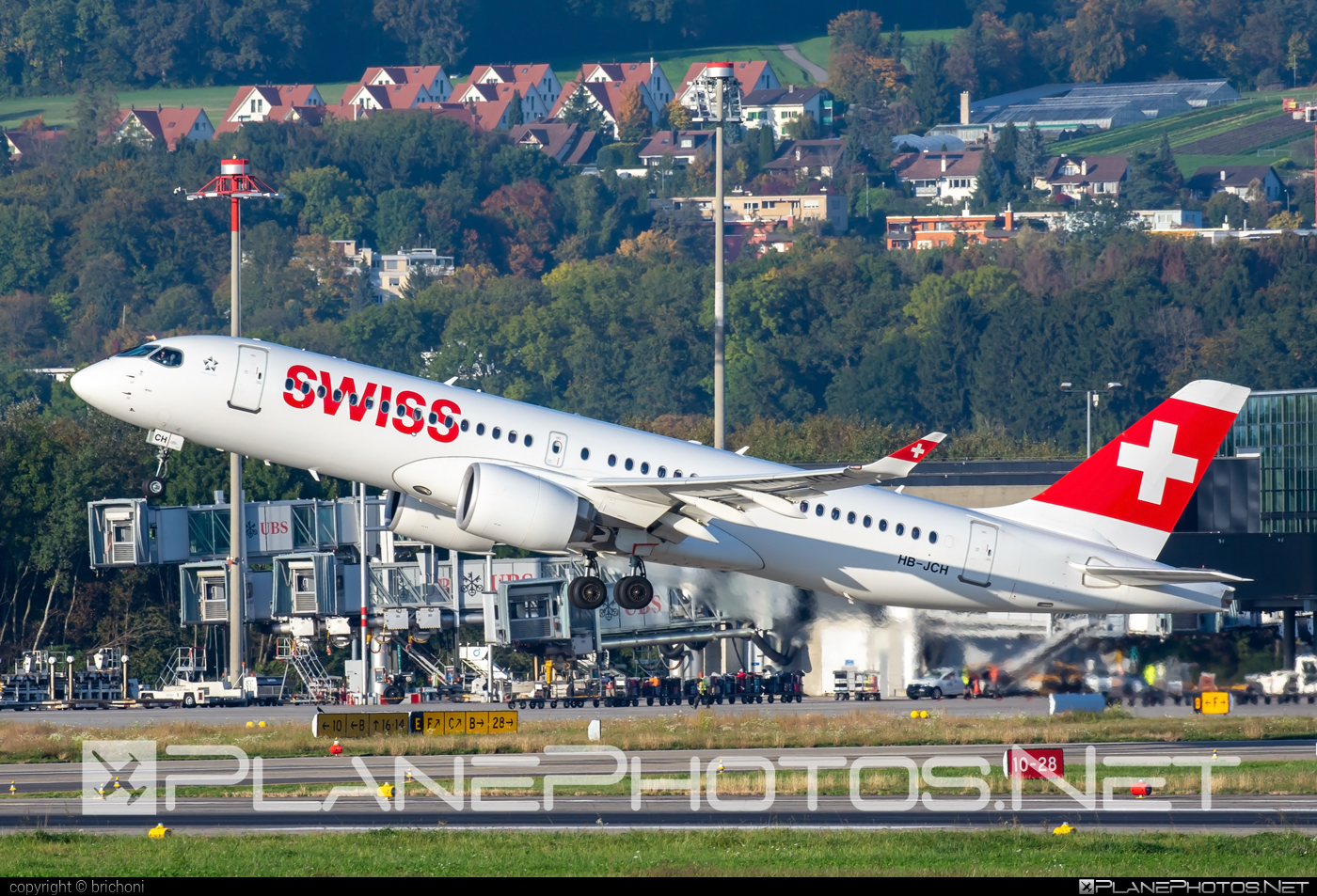 Bombardier BD-500-1A11 C Series CS300 - HB-JCH operated by Swiss International Air Lines #bombardier #cs300 #cseries #cseries300 #swiss #swissairlines