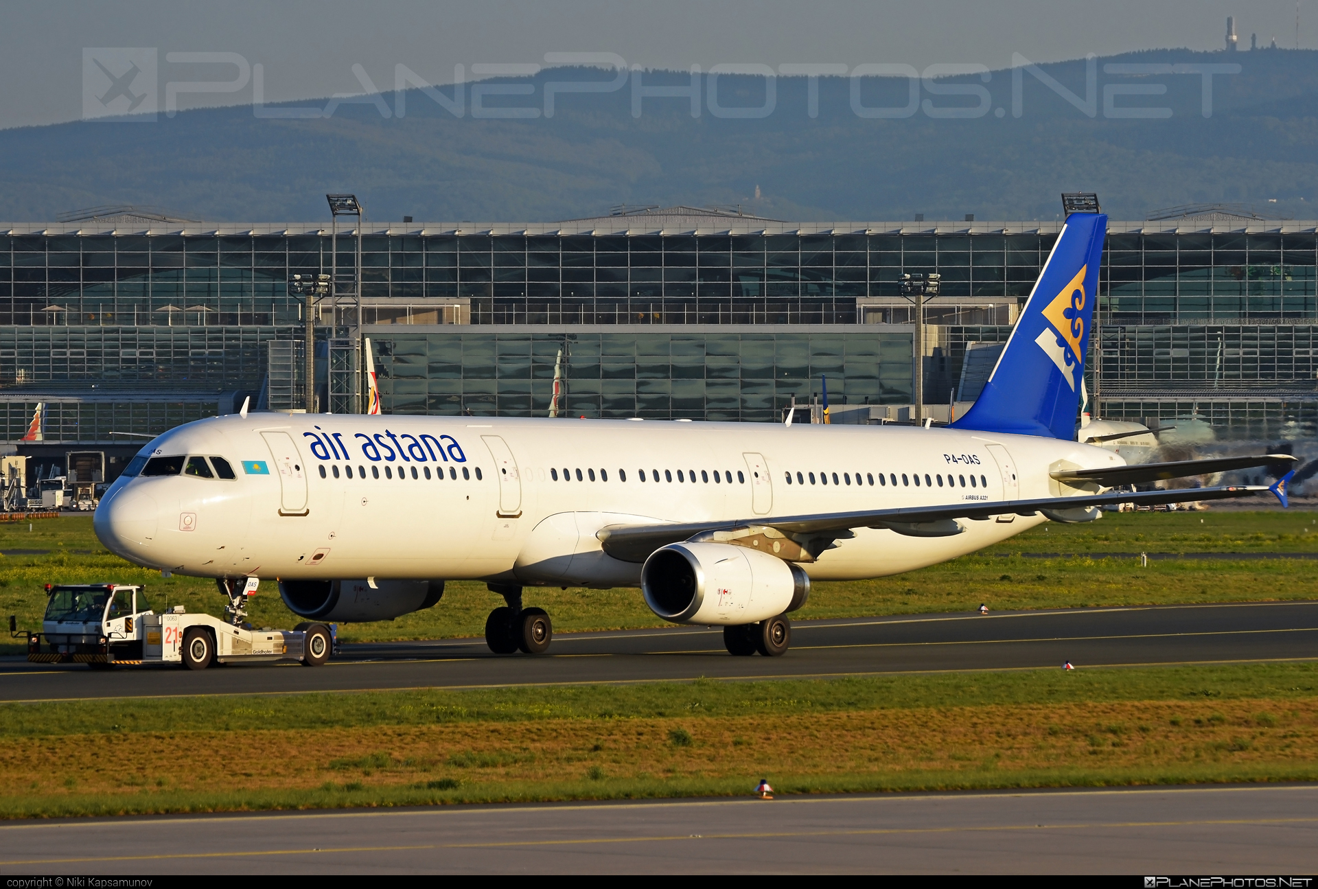 Airbus A321-231 - P4-OAS operated by Air Astana #a320family #a321 #airbus #airbus321