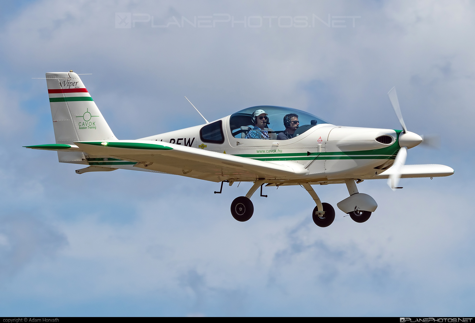 Tomark SD4 Viper - HA-BEW operated by CAVOK Aviation Training #cavokaviationtraining #sd4viper #tomark