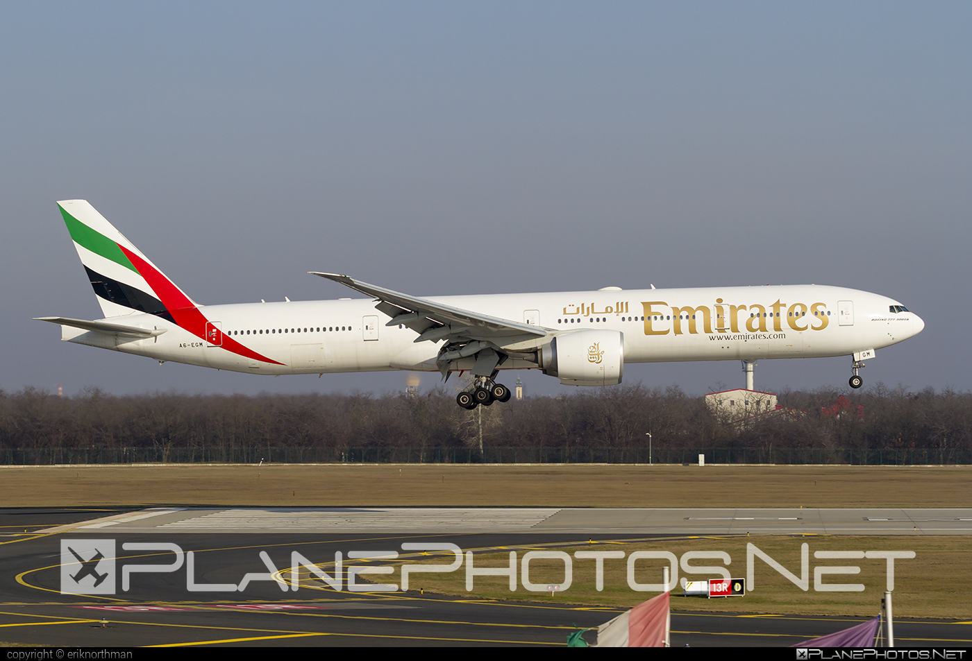Boeing 777-300ER - A6-EGM operated by Emirates #b777 #b777er #boeing #boeing777 #emirates #tripleseven
