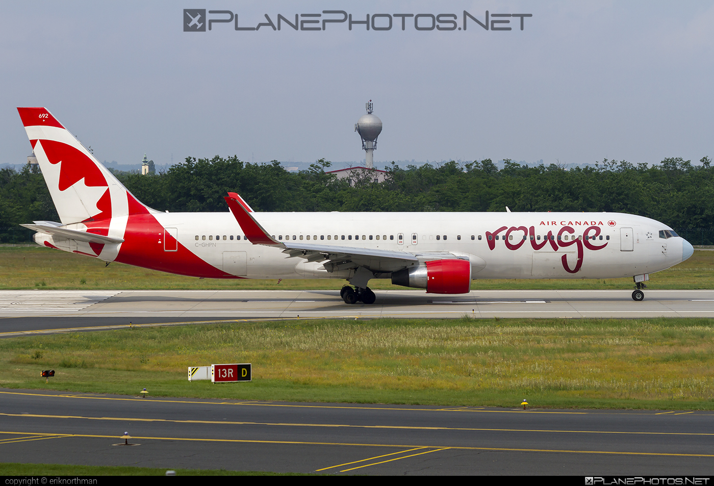 Boeing 767-300ER - C-GHPN operated by Air Canada Rouge #airCanada #airCanadaRouge #b767 #b767er #boeing #boeing767