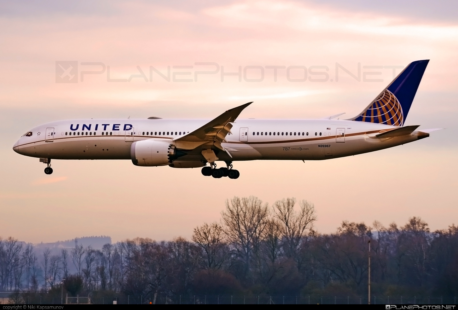 Boeing 787-9 Dreamliner - N26967 operated by United Airlines #b787 #boeing #boeing787 #dreamliner #unitedairlines
