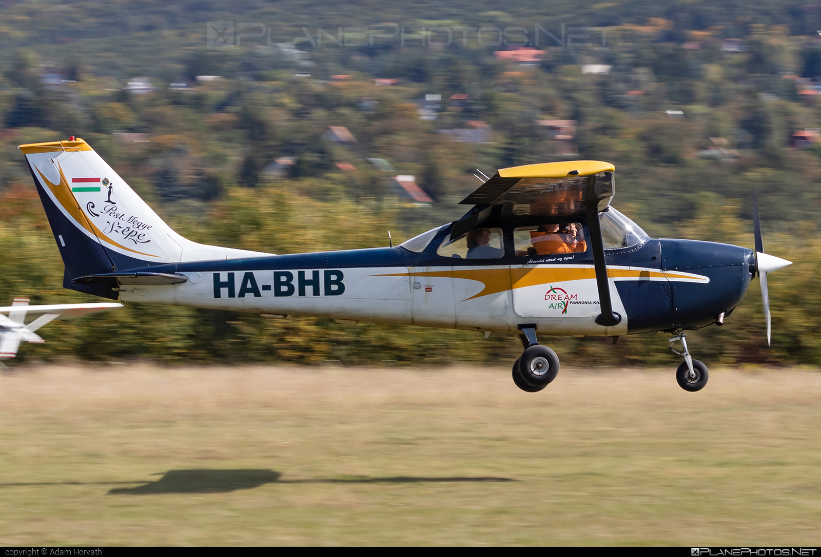 Cessna 172K Skyhawk - HA-BHB operated by Dream Air Kft. #cessna #cessna172 #cessna172k #cessna172kskyhawk #cessna172skyhawk #cessnaskyhawk #dreamairkft
