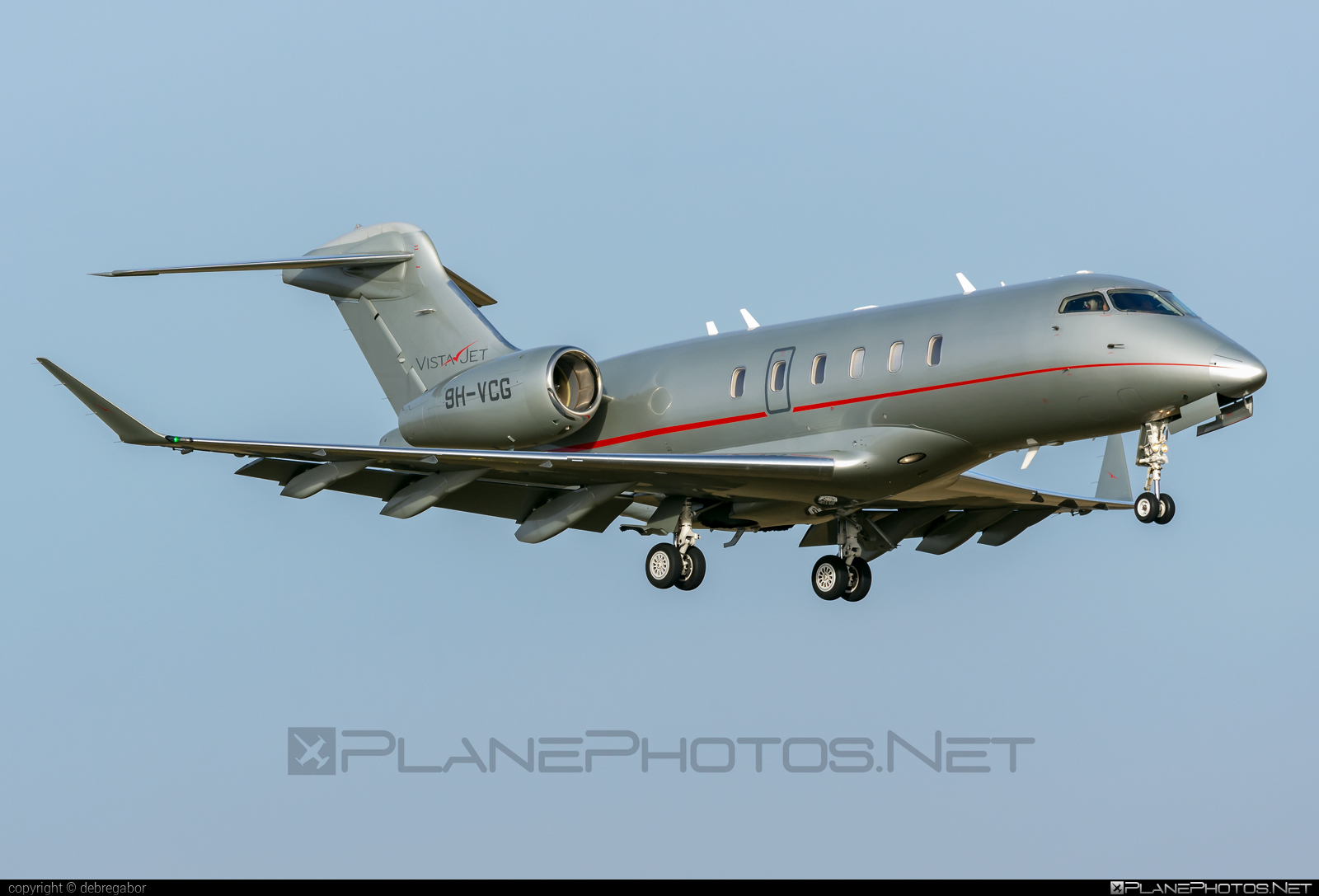 Bombardier Challenger 300 (BD-100-1A10) - 9H-VCG operated by VistaJet #bd1001a10 #bombardier #challenger300 #vistajet