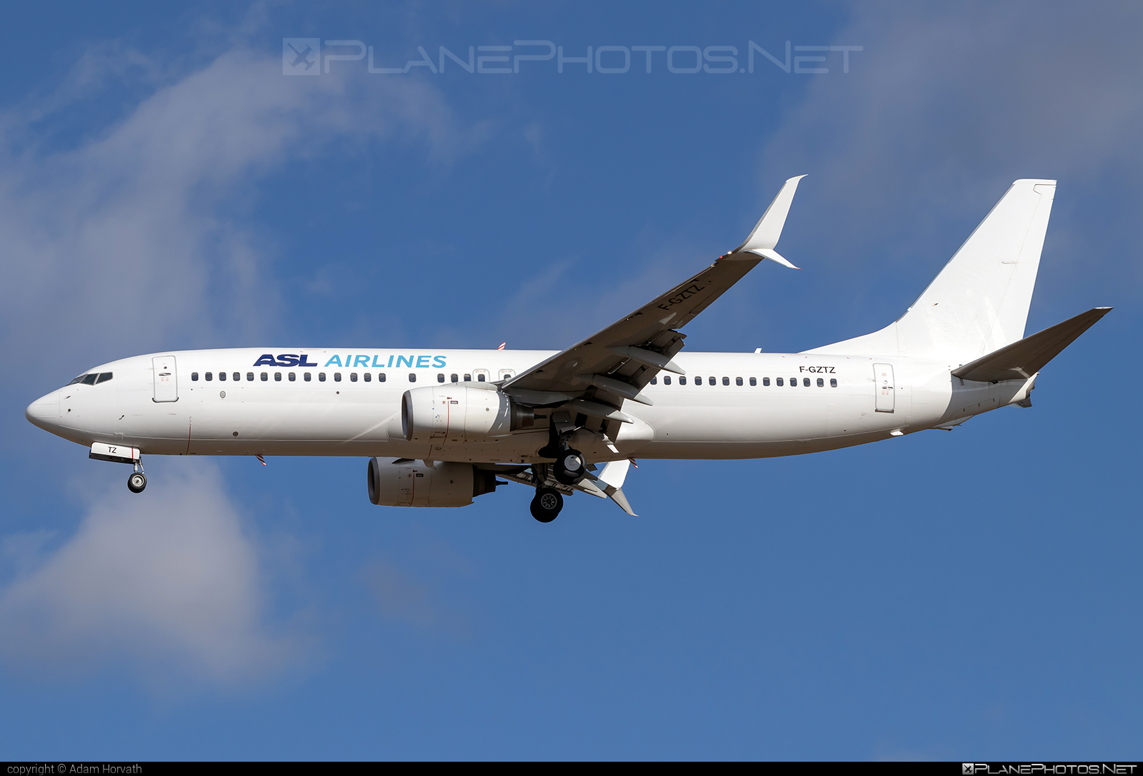 Boeing 737-800 - F-GZTZ operated by ASL Airlines France #aslairlines #aslairlinesfrance #b737 #b737nextgen #b737ng #boeing #boeing737
