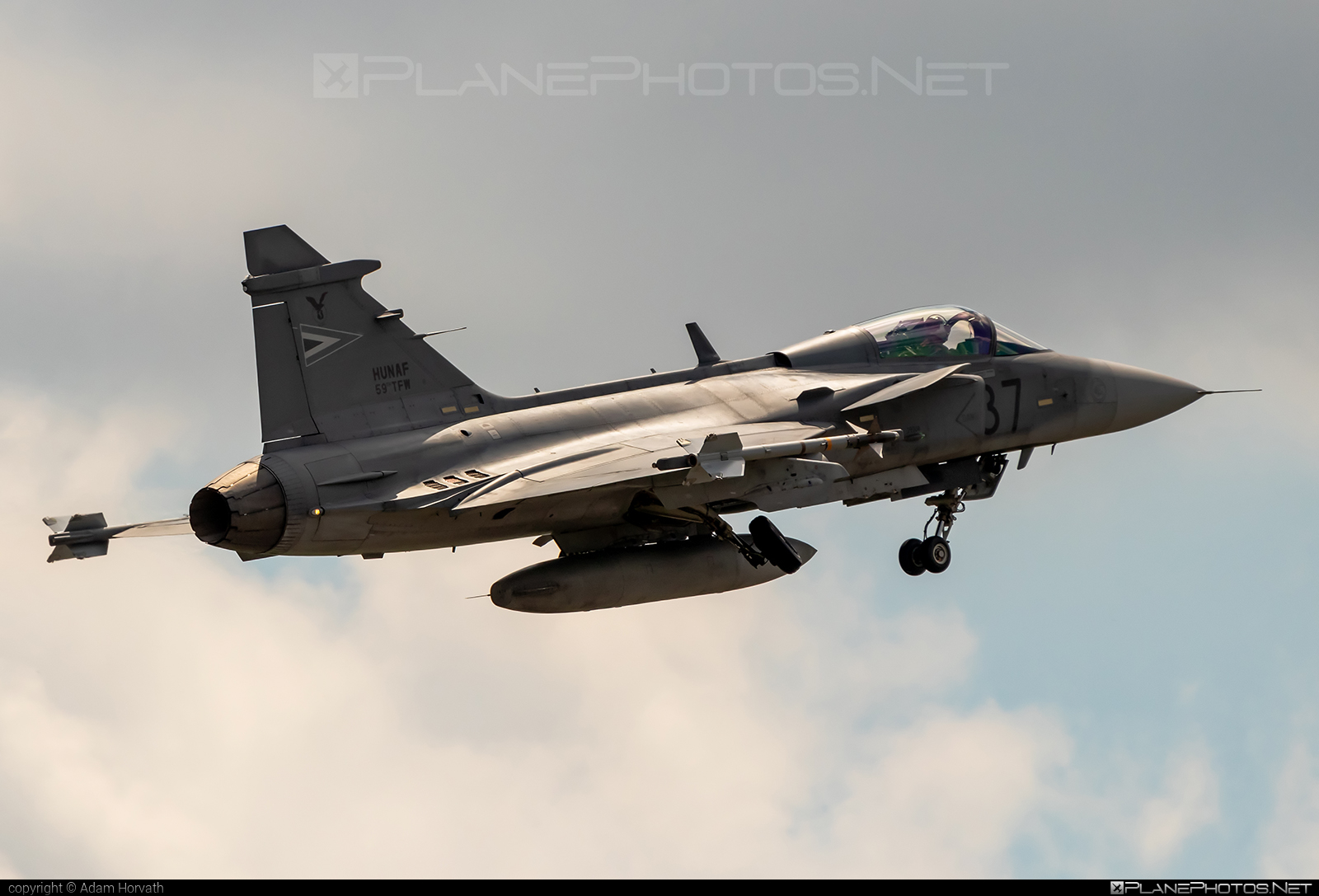 Saab JAS 39C Gripen - 37 operated by Magyar Légierő (Hungarian Air Force) #gripen #hungarianairforce #jas39 #jas39c #jas39gripen #magyarlegiero #saab