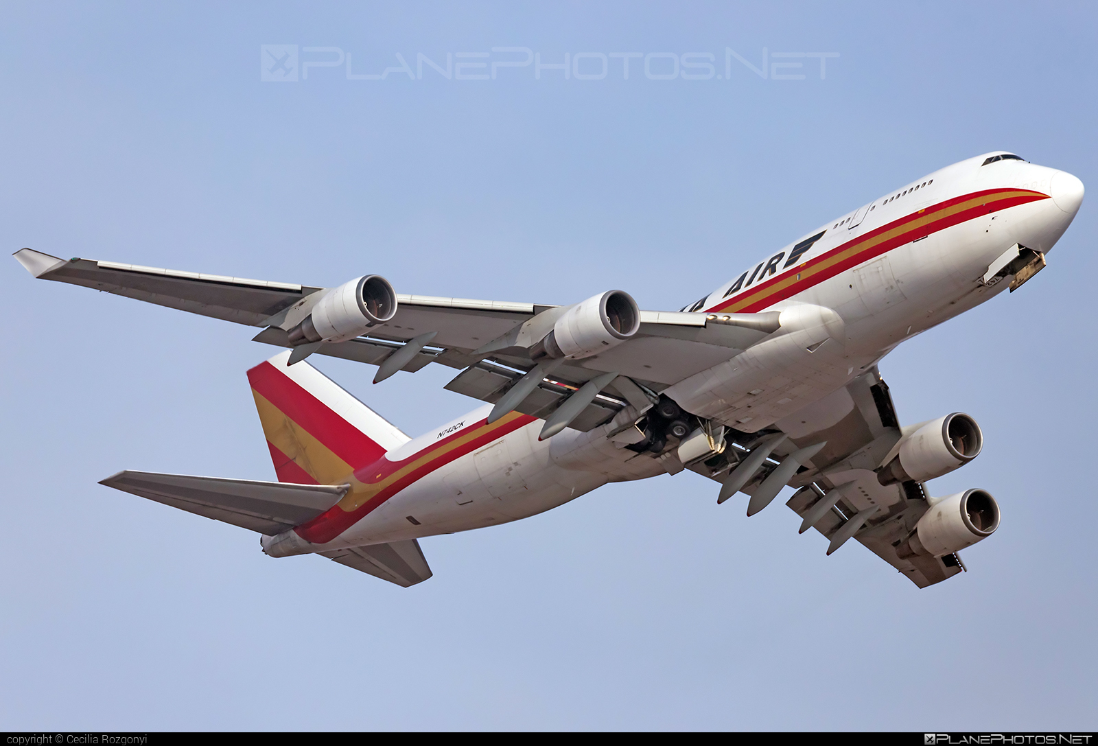 Boeing 747-400BCF - N742CK operated by Kalitta Air #b747 #b747bcf #boeing #boeing747 #boeingconvertedfreighter #jumbo