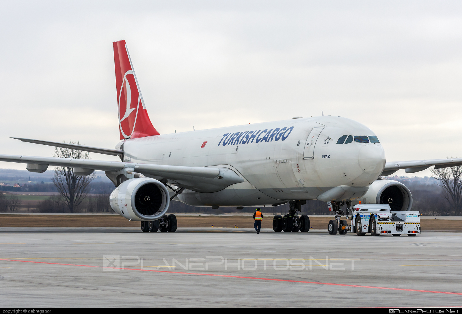 Airbus A330-243F - TC-JDO operated by Turkish Airlines Cargo #a330 #a330f #a330family #airbus #airbus330 #turkishairlinescargo