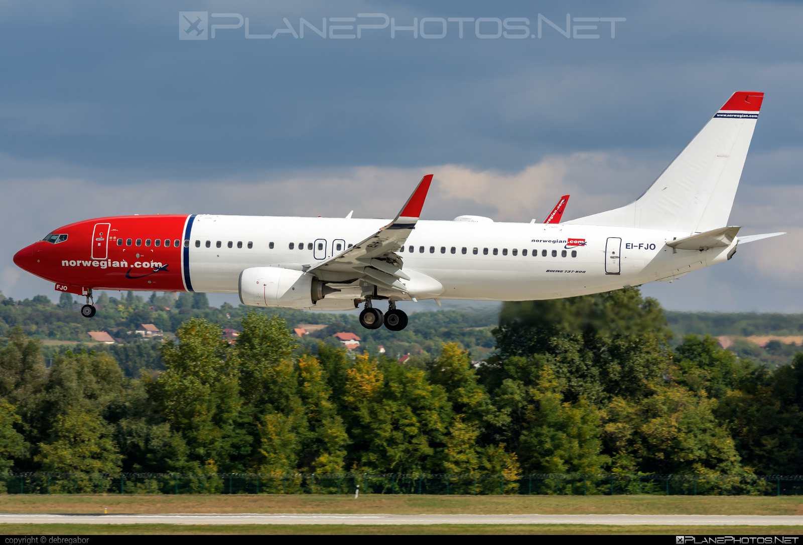 Boeing 737-800 - EI-FJO operated by Norwegian Air International #b737 #b737nextgen #b737ng #boeing #boeing737 #norwegian #norwegianair #norwegianairinternational