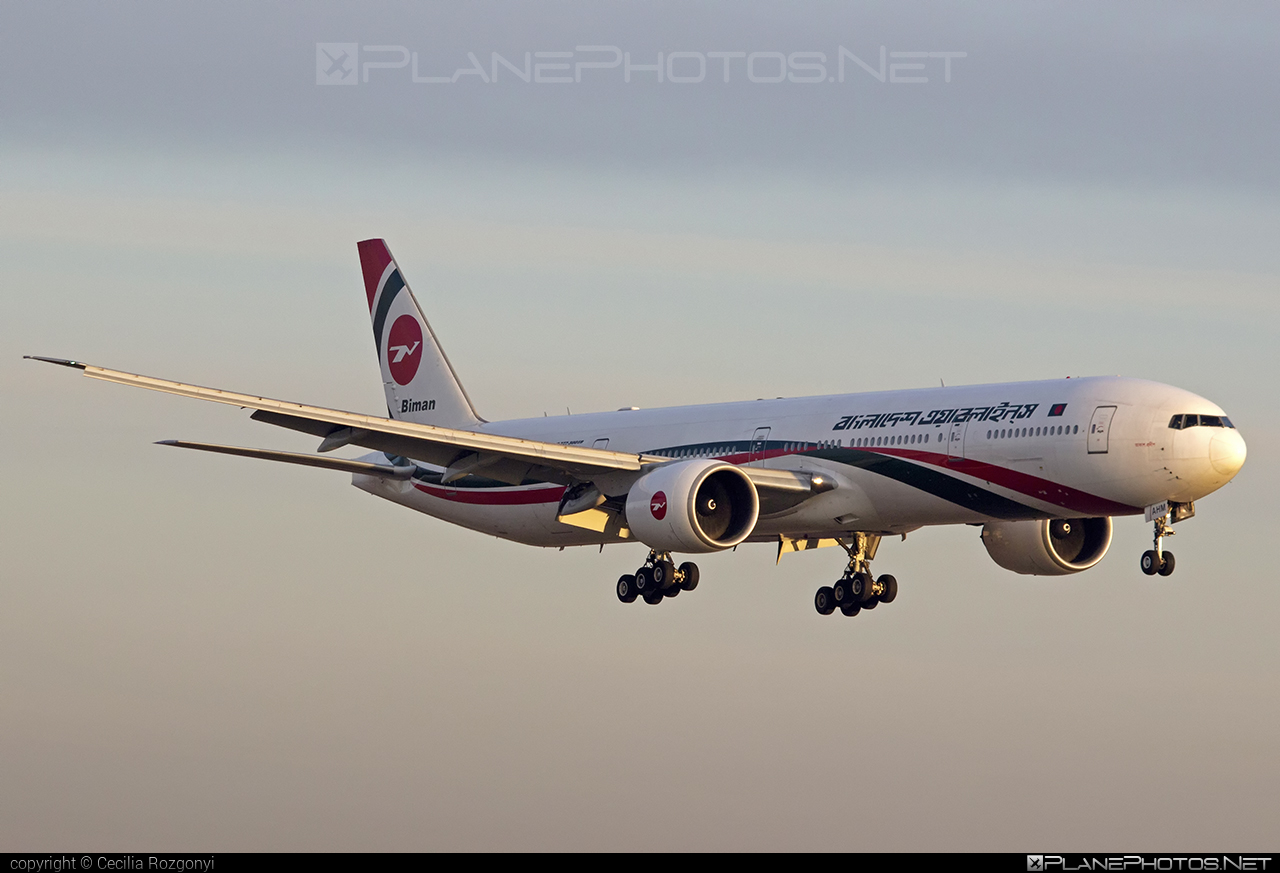 Boeing 777-300ER - S2-AHM operated by Biman Bangladesh Airlines #b777 #b777er #boeing #boeing777 #tripleseven