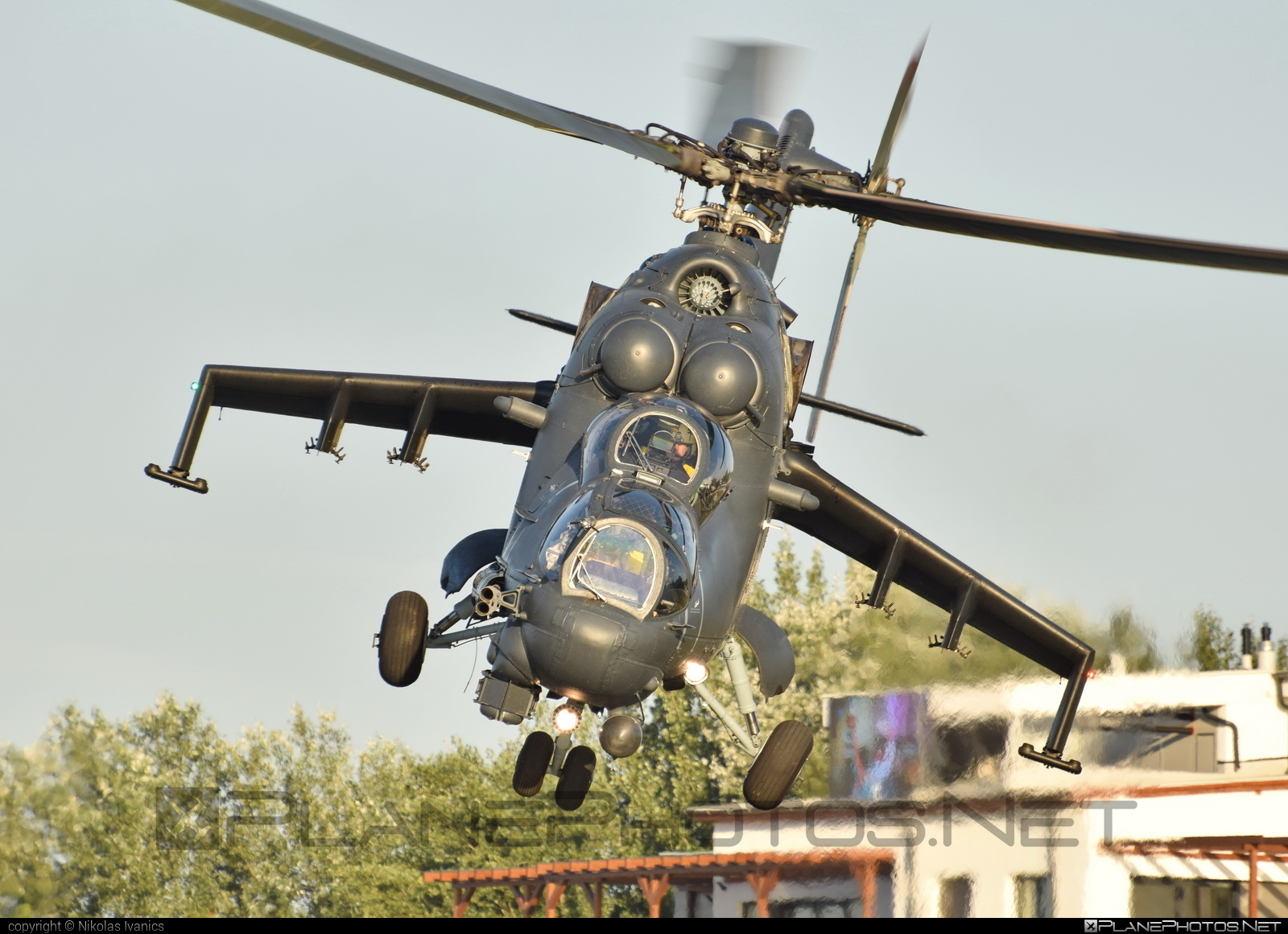 Mil Mi-24P - 331 operated by Magyar Légierő (Hungarian Air Force) #hungarianairforce #magyarlegiero #mi24 #mi24p #mil #mil24 #mil24p #milhelicopters