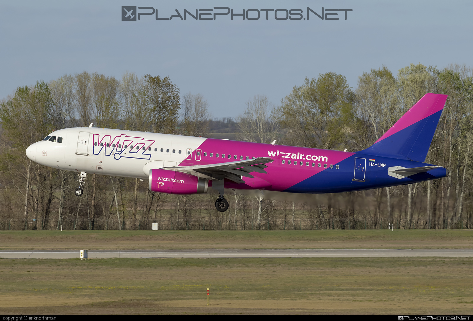 Airbus A320-232 - HA-LWP operated by Wizz Air #a320 #a320family #airbus #airbus320 #wizz #wizzair