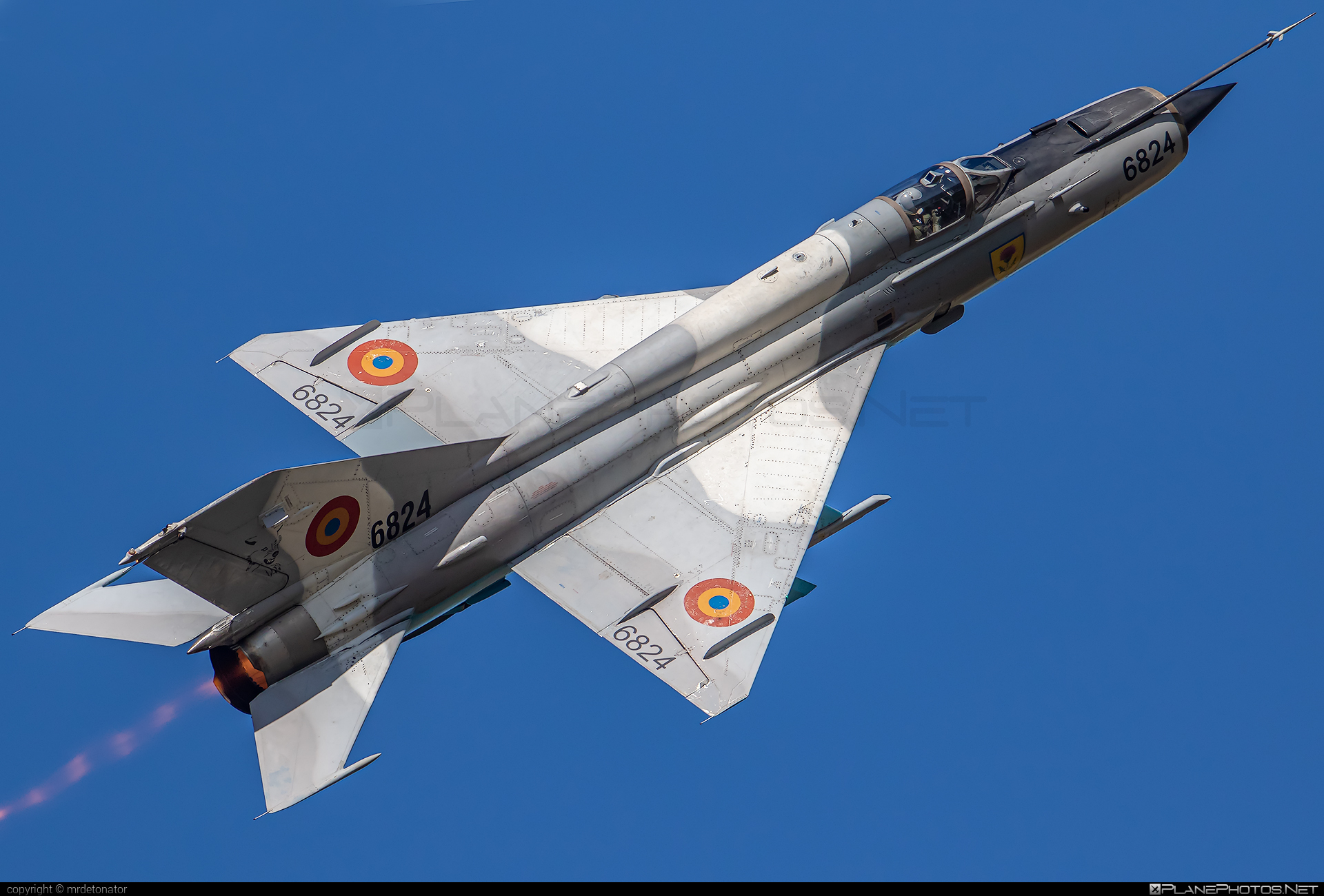 Mikoyan-Gurevich MiG-21MF - 6824 operated by Forţele Aeriene Române (Romanian Air Force) #forteleaerieneromane #mig #mig21 #mig21mf #mikoyangurevich #natodays2019 #romanianairforce