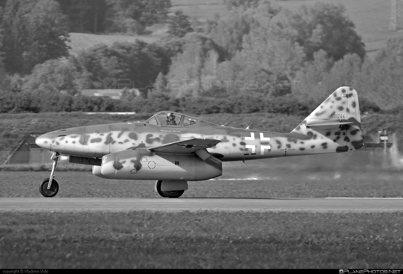 Messerschmitt Me 262A-1c Schwalbe - D-IMTT operated by Messerschmitt Foundation #airpower2016 #messerschmitt