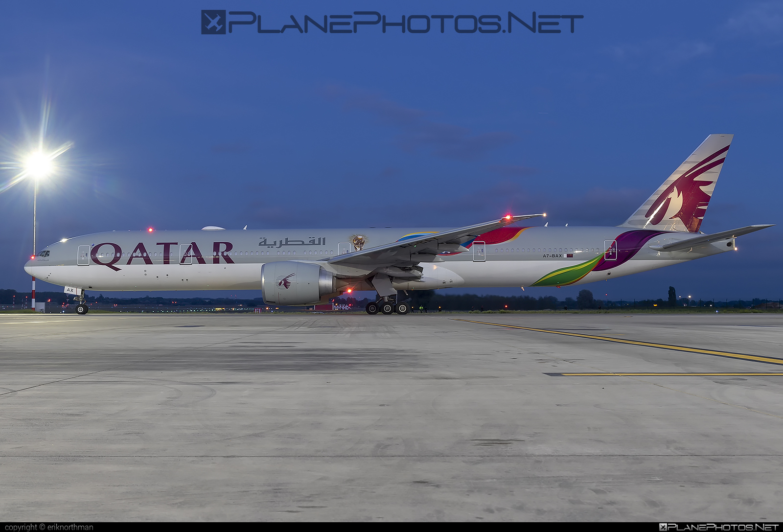 Boeing 777-300ER - A7-BAX operated by Qatar Airways #b777 #b777er #boeing #boeing777 #qatarairways #tripleseven