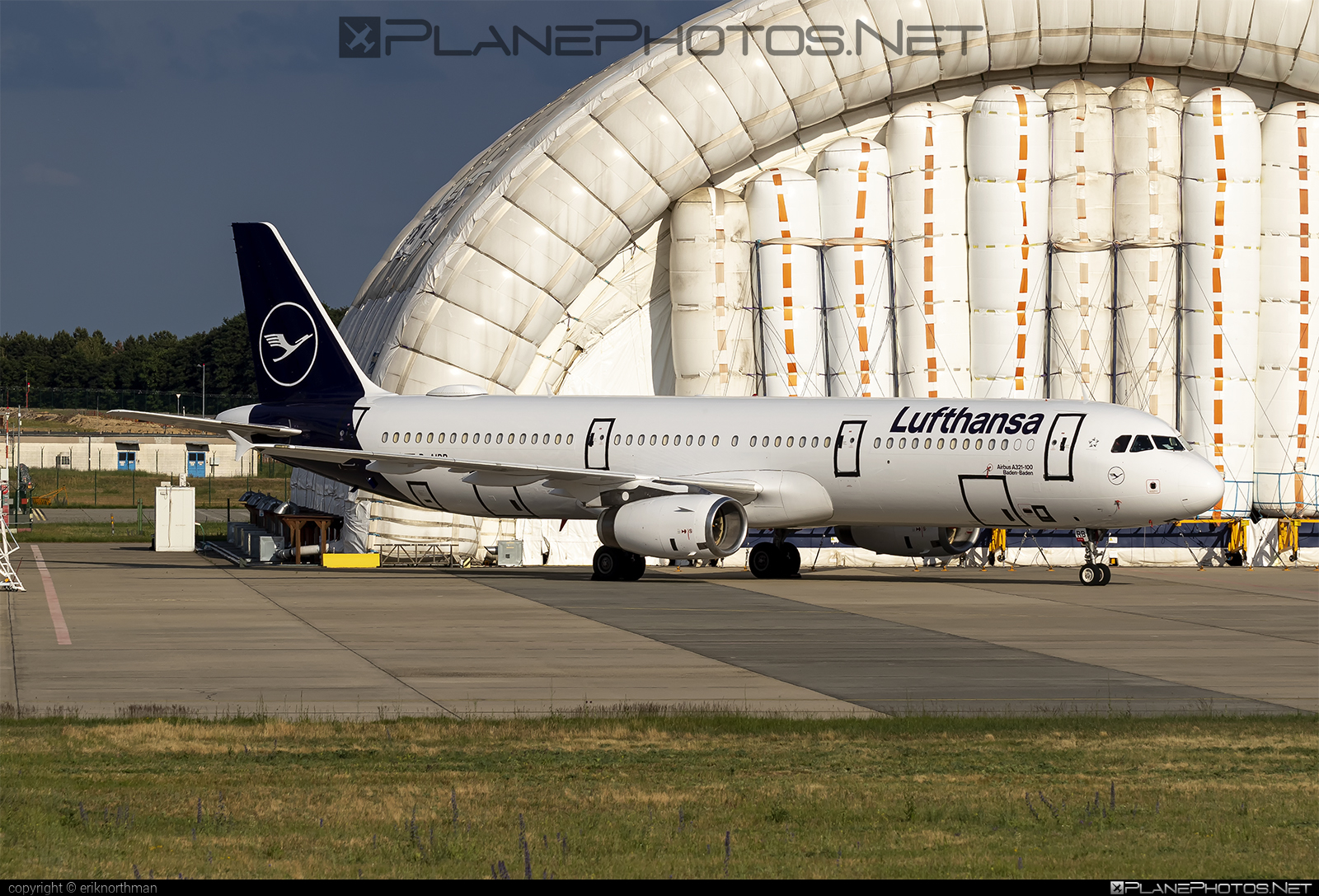 Airbus A321-131 - D-AIRB operated by Lufthansa #a320family #a321 #airbus #airbus321 #lufthansa