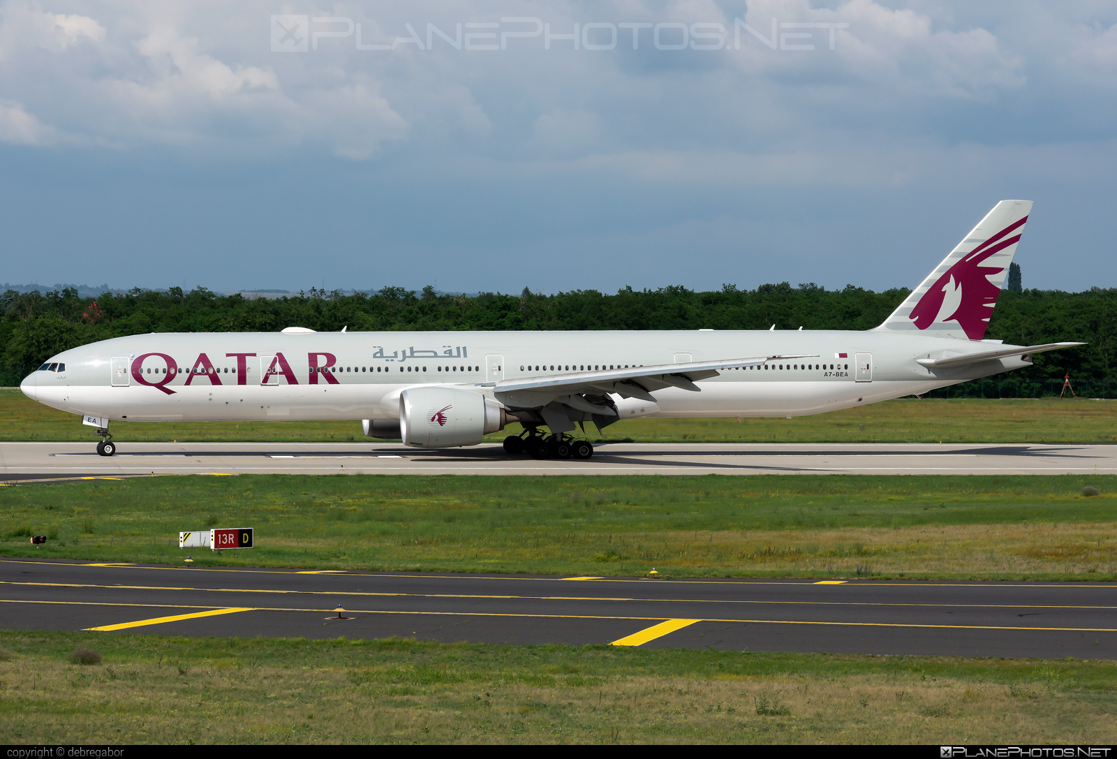 Boeing 777-300ER - A7-BEA operated by Qatar Airways #b777 #b777er #boeing #boeing777 #qatarairways #tripleseven