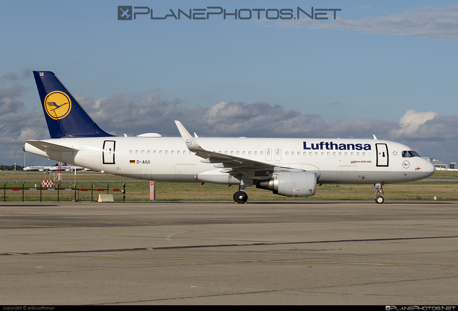 Airbus A320-214 - D-AIUI operated by Lufthansa #a320 #a320family #airbus #airbus320 #lufthansa