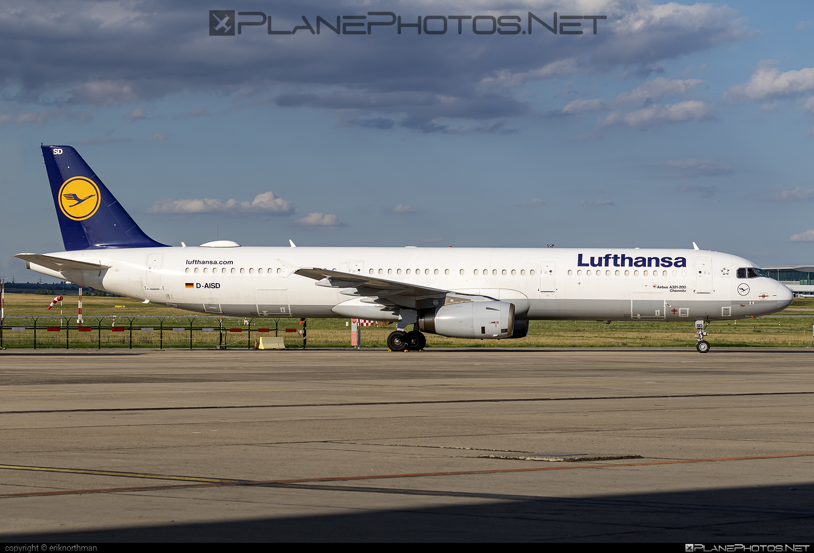 Airbus A321-231 - D-AISD operated by Lufthansa #a320family #a321 #airbus #airbus321 #lufthansa