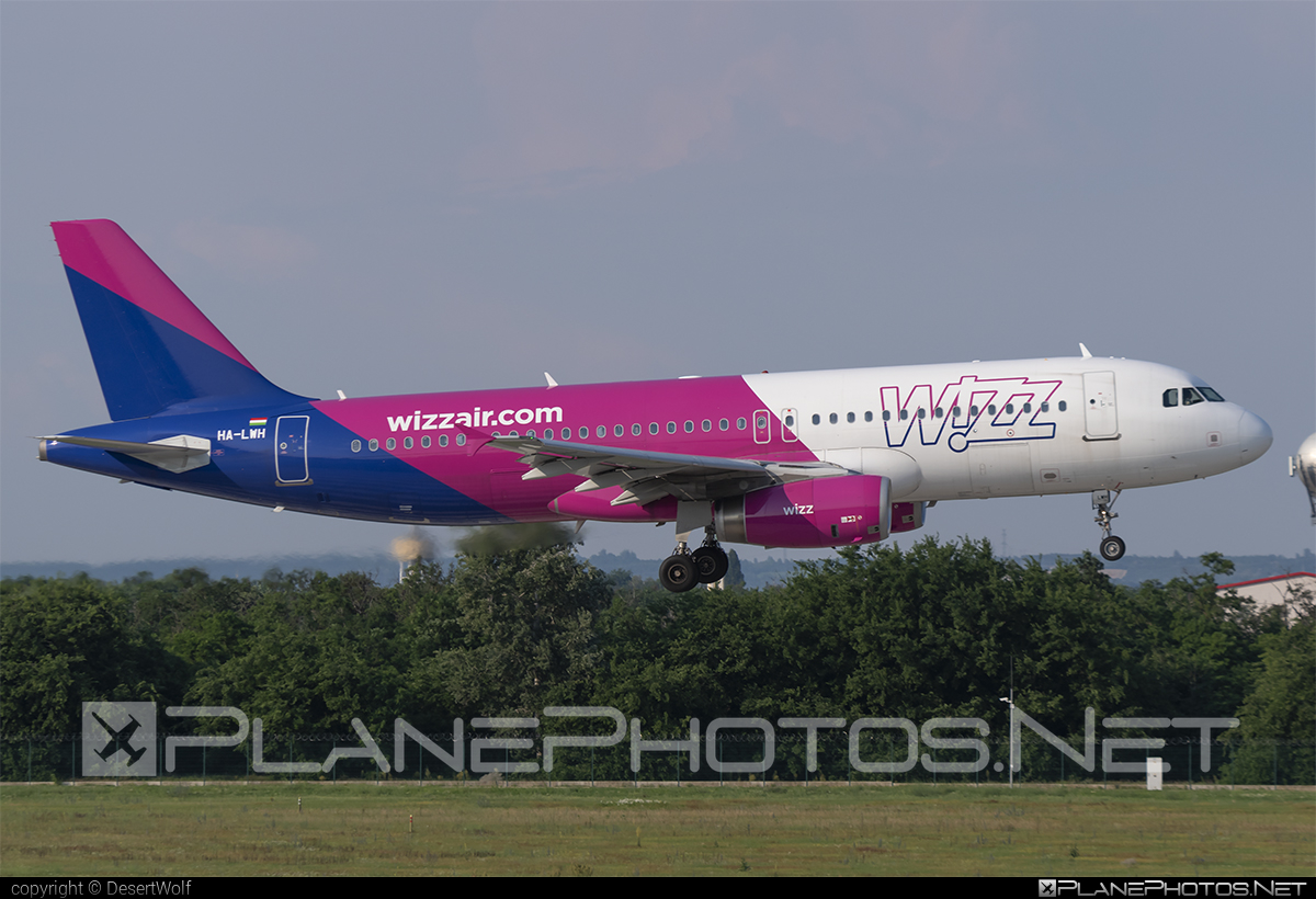 Airbus A320-232 - HA-LWH operated by Wizz Air #a320 #a320family #airbus #airbus320 #wizz #wizzair