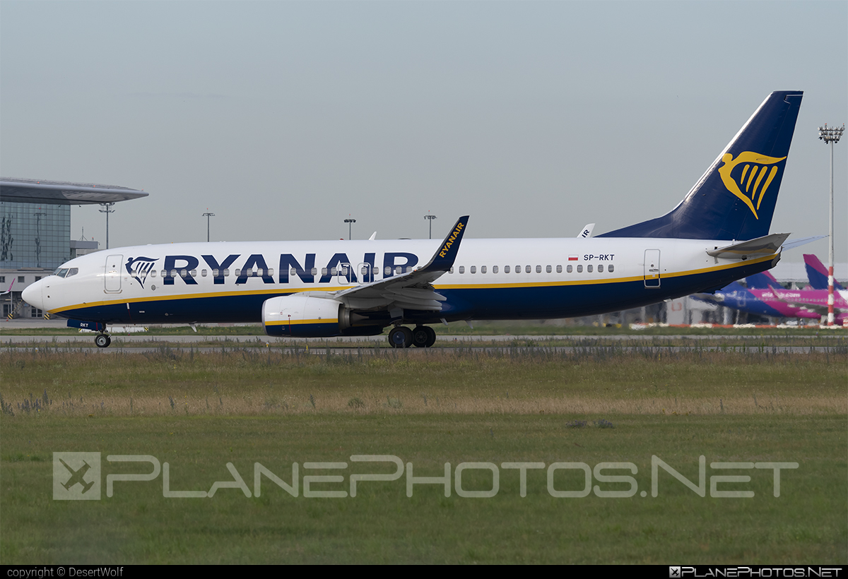 Boeing 737-800 - SP-RKT operated by Ryanair Sun #b737 #b737nextgen #b737ng #boeing #boeing737 #ryanair #ryanairsun