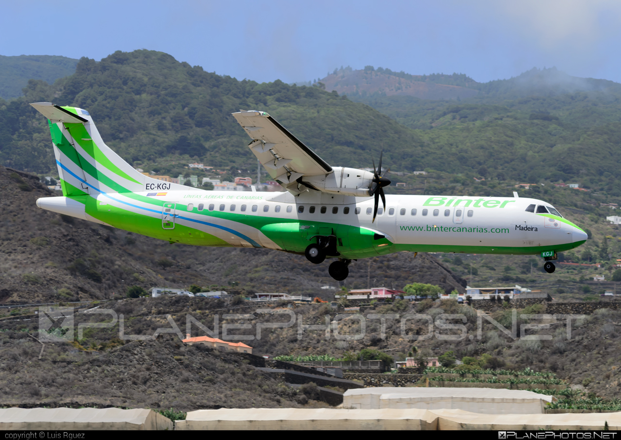 ATR 72-212A - EC-KGJ operated by Binter Canarias #BinterCanarias #atr #atr72 #atr72212a #atr72500