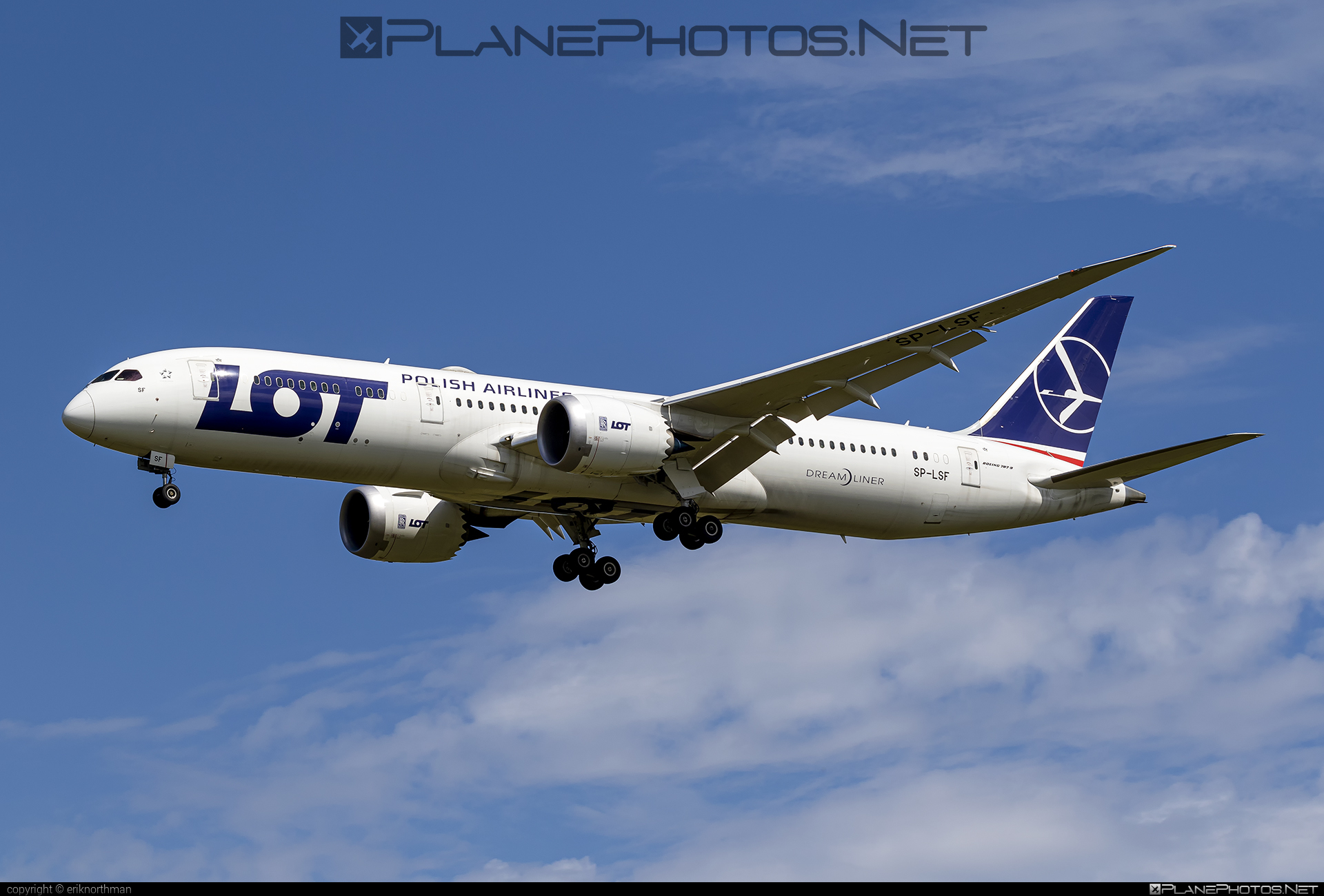 Boeing 787-9 Dreamliner - SP-LSF operated by LOT Polish Airlines #b787 #boeing #boeing787 #dreamliner #lot #lotpolishairlines