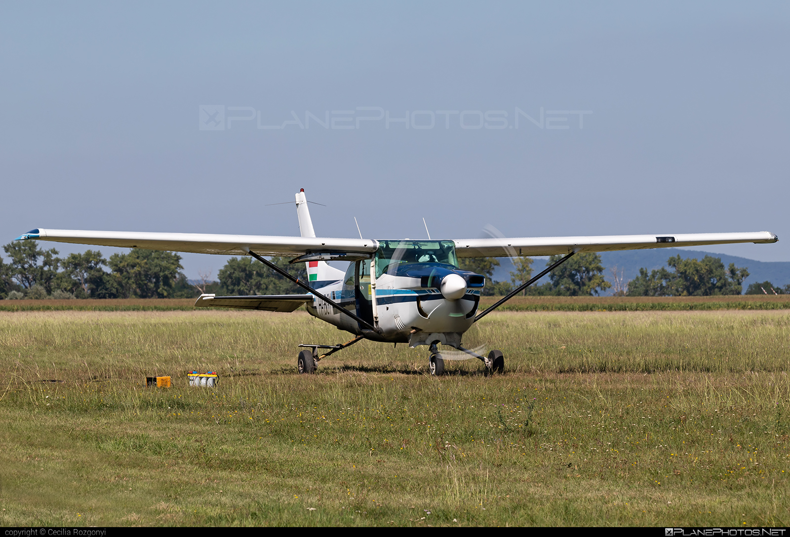 Cessna 182Q Skylane - HA-BGY operated by Private operator #cessna #cessna182 #cessna182q #cessna182qskylane #cessna182skylane #cessnaskylane